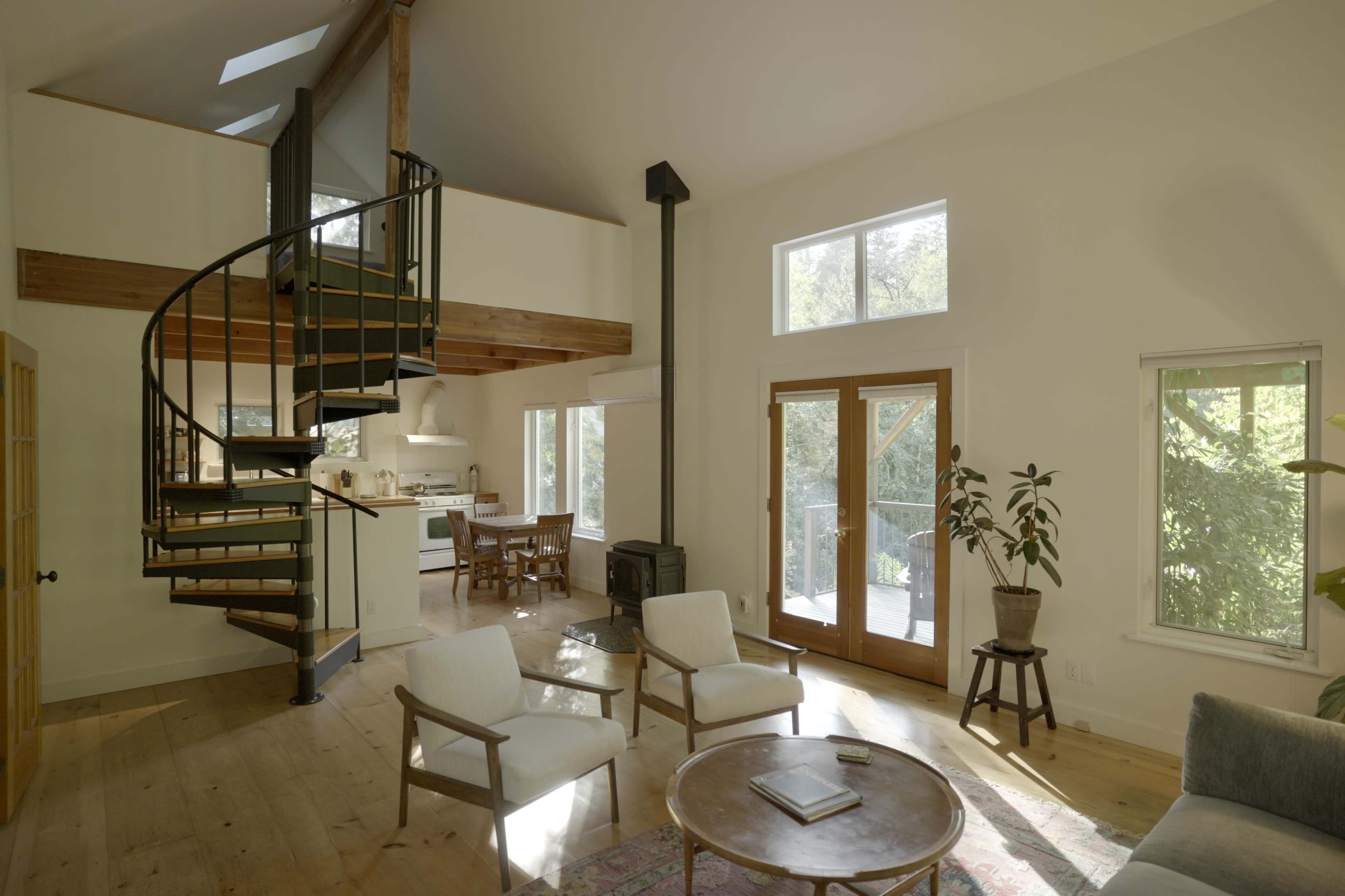 Peaceful private cottage with beautiful nature views Image in Bainbridge Island, BAINBRIDGE ISLAND, WA