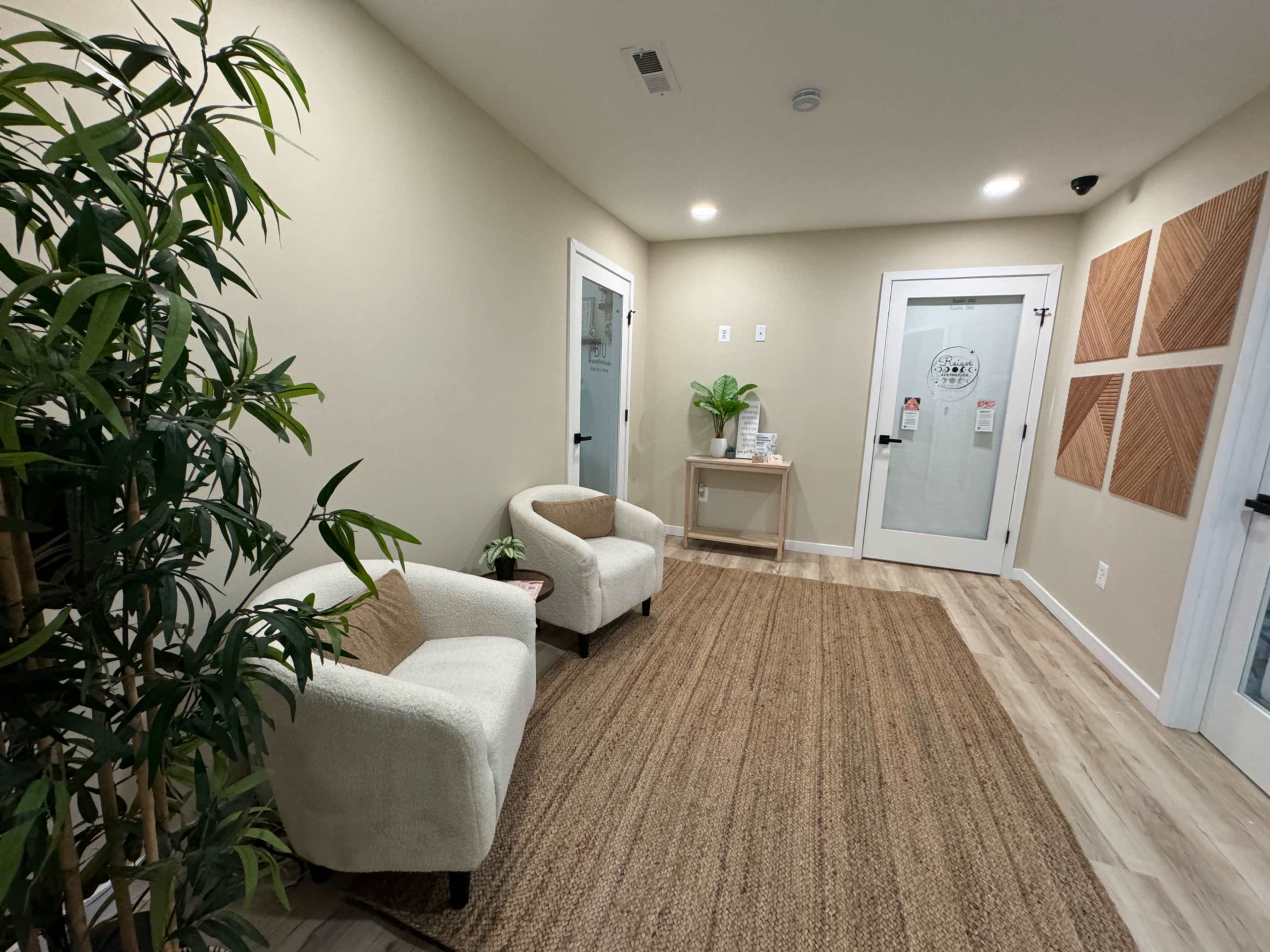 Minimalist Spa & Lounge Studio Image in Arbutus, Baltimore, MD
