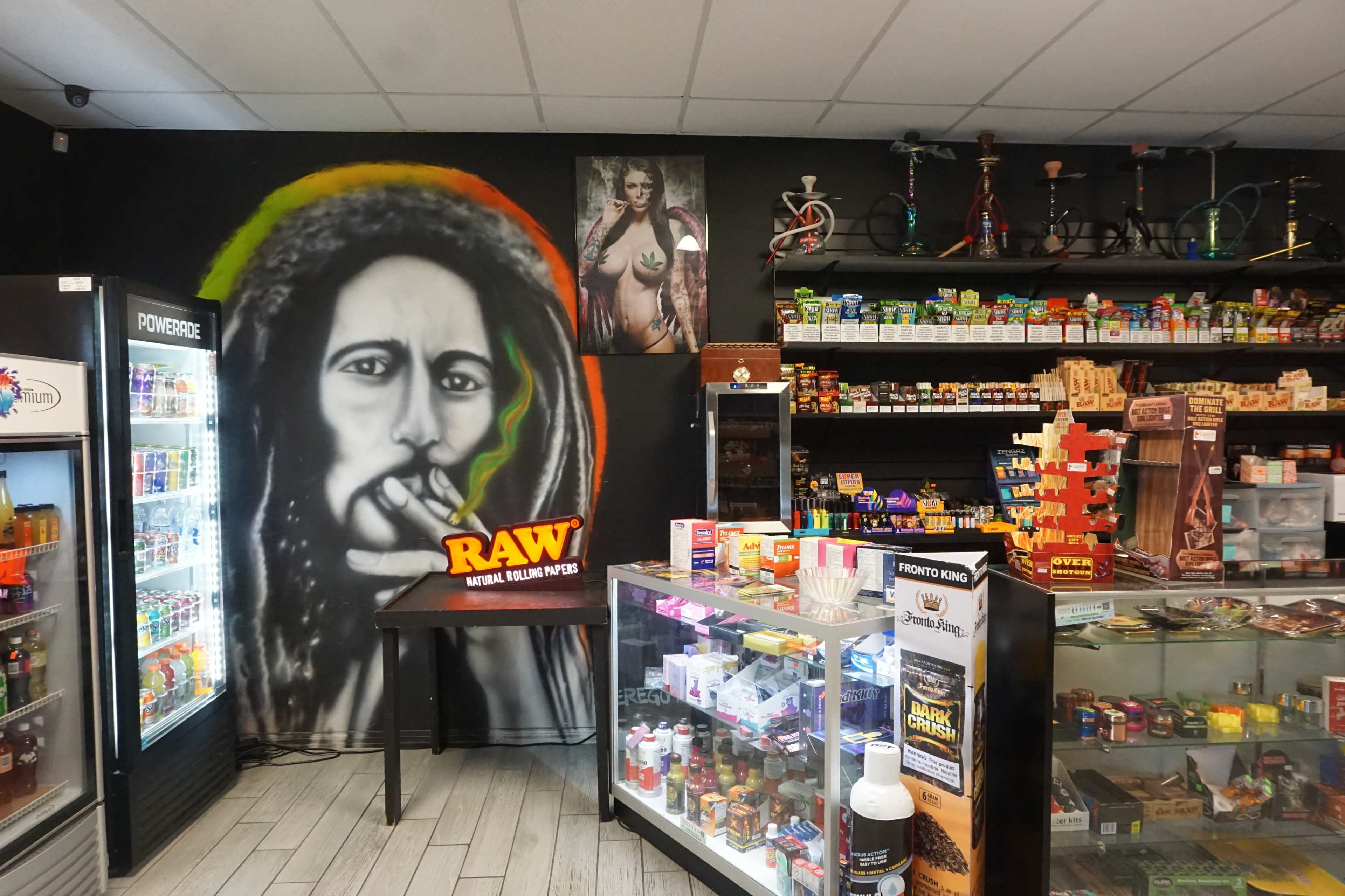 Vibrant Smoke Shop Location for Photoshoots, Music Videos, & Films in Lauderhill Image in Lauderhill, Lauderhill, FL
