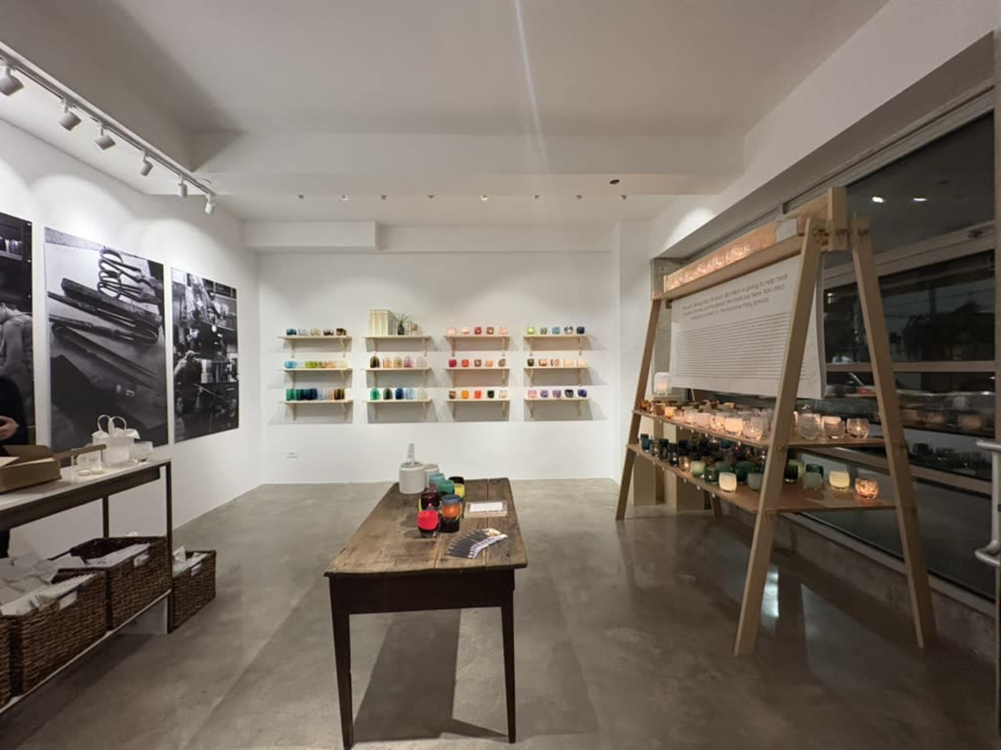 Williamsburg Pop Up Gallery Retail Space Image in Williamsburg, Brooklyn, NY