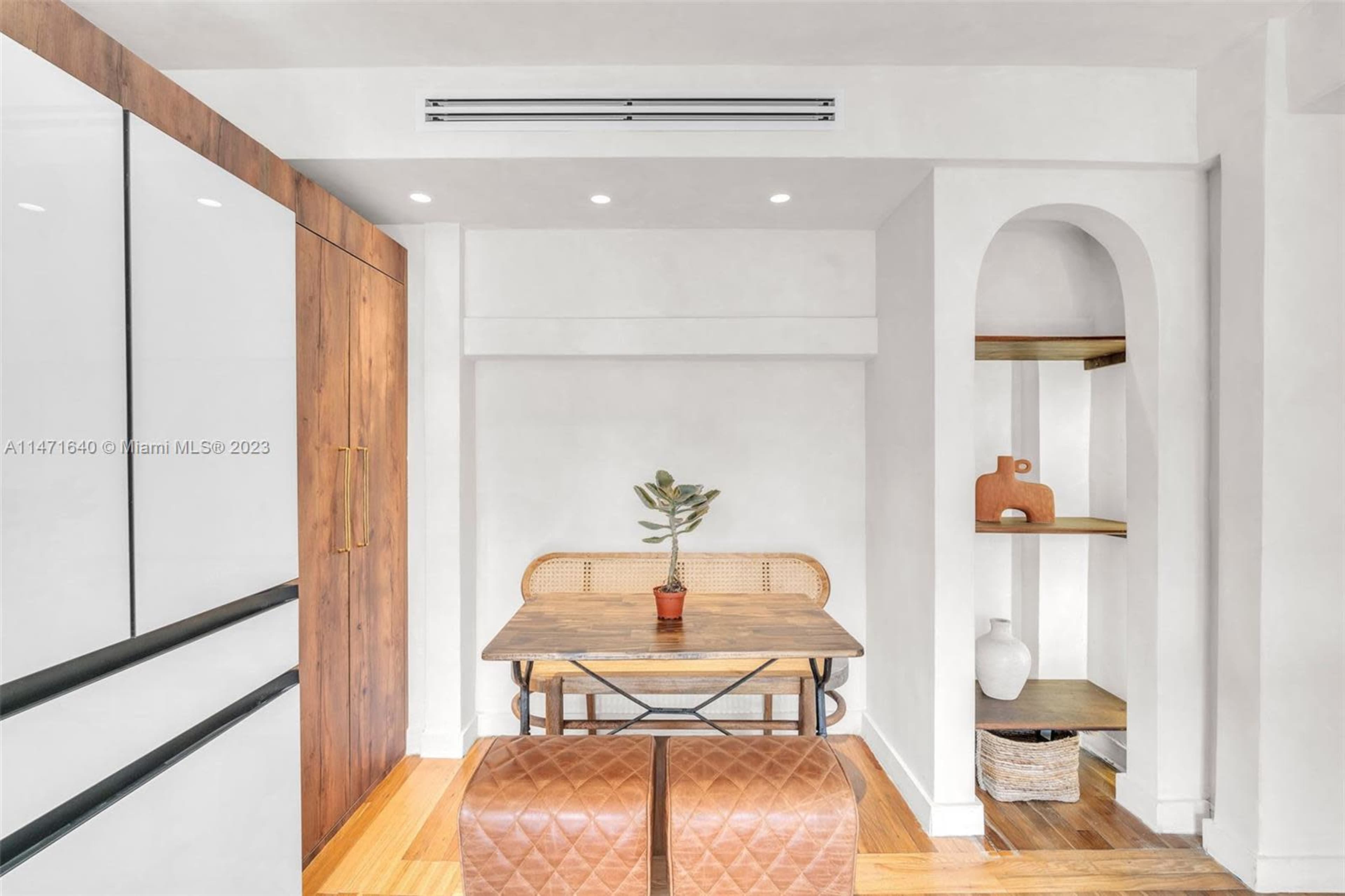 Casa di Ola Image in Tarpon River, Fort Lauderdale, FL