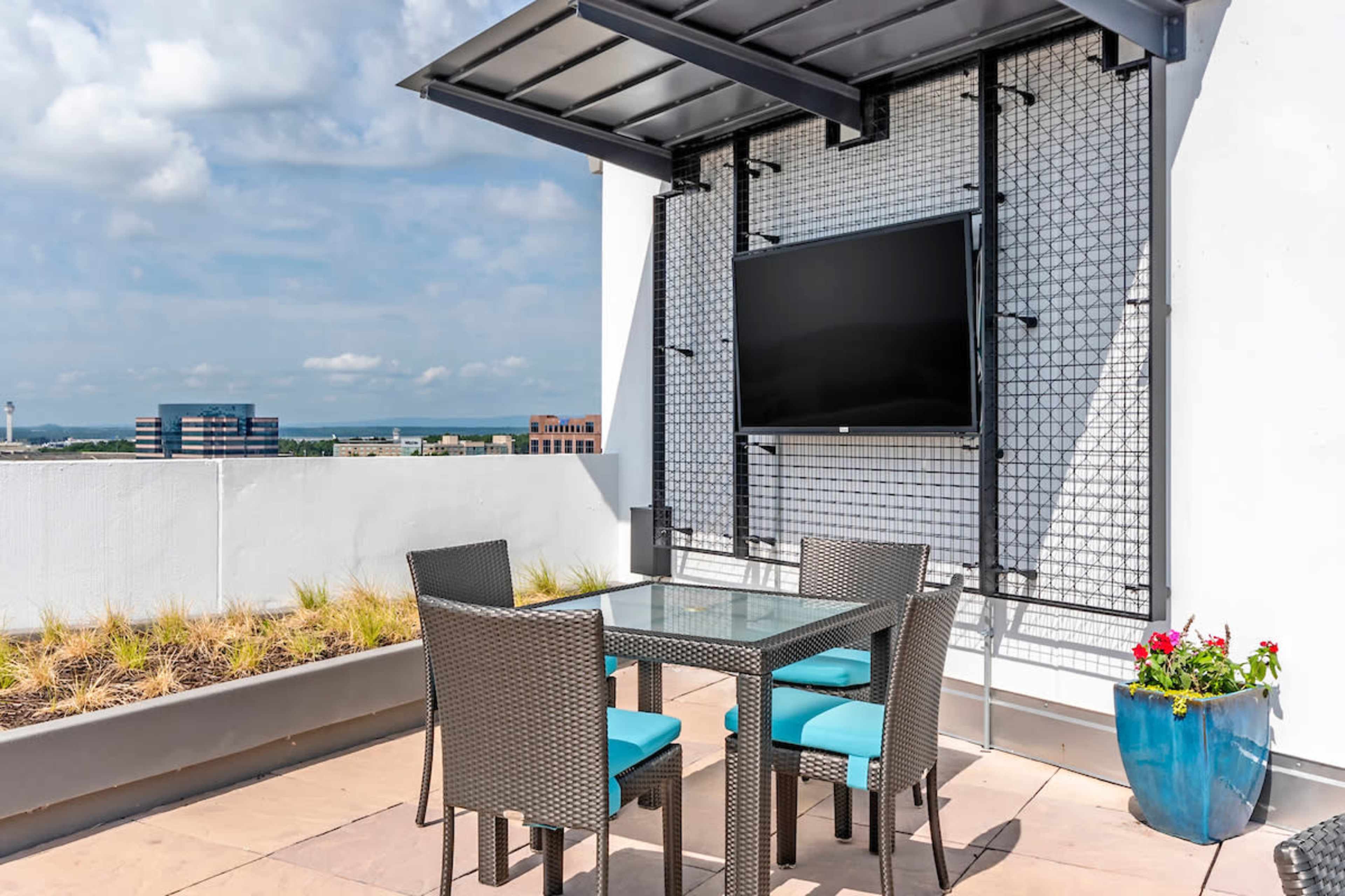 Gorgeous Rooftop Deck in Herndon Image in , Herndon, VA