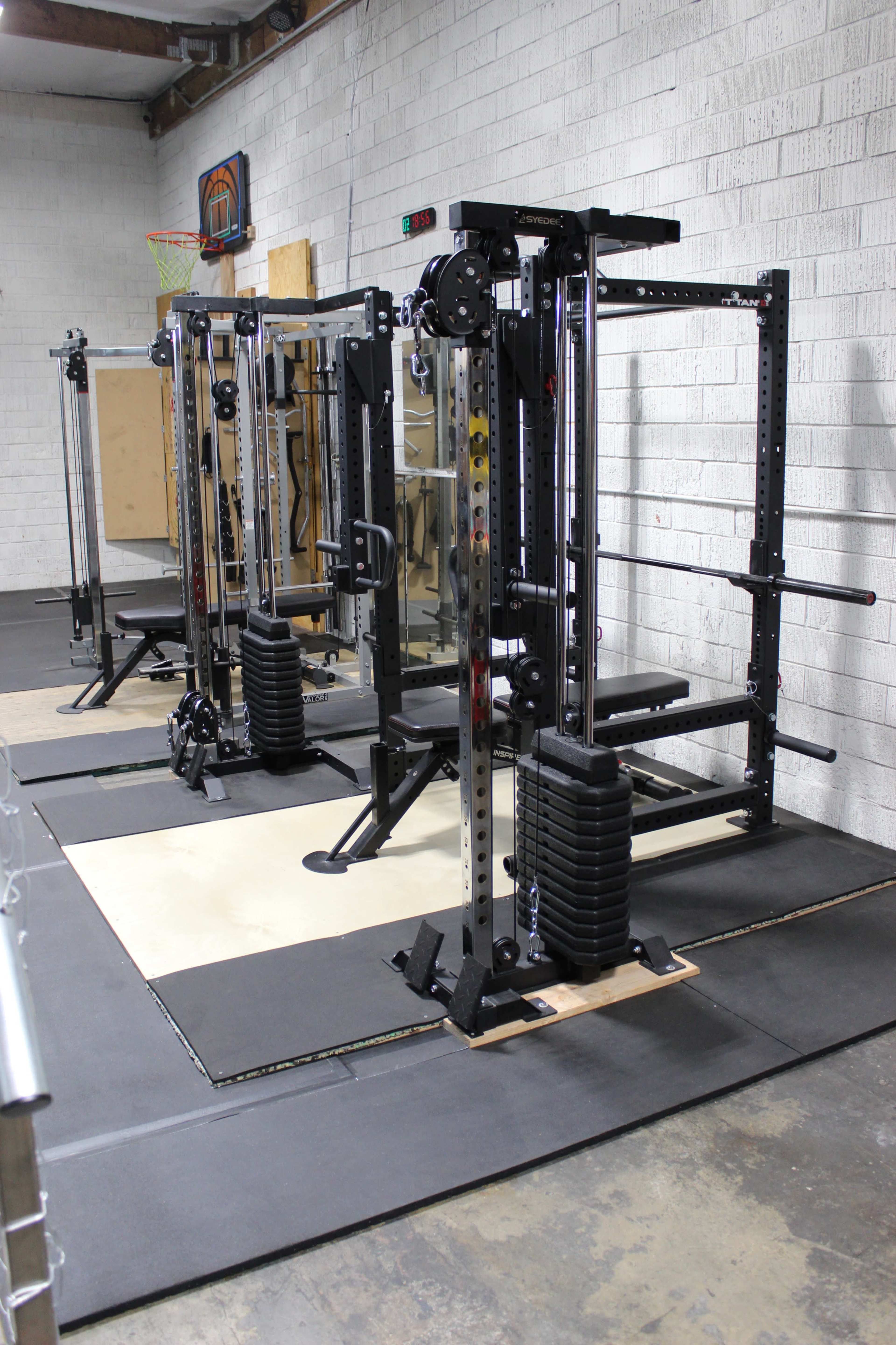 Gym/Sports Training Facility with Regulation Basketball Hoop Image in Carson, Gardena, CA