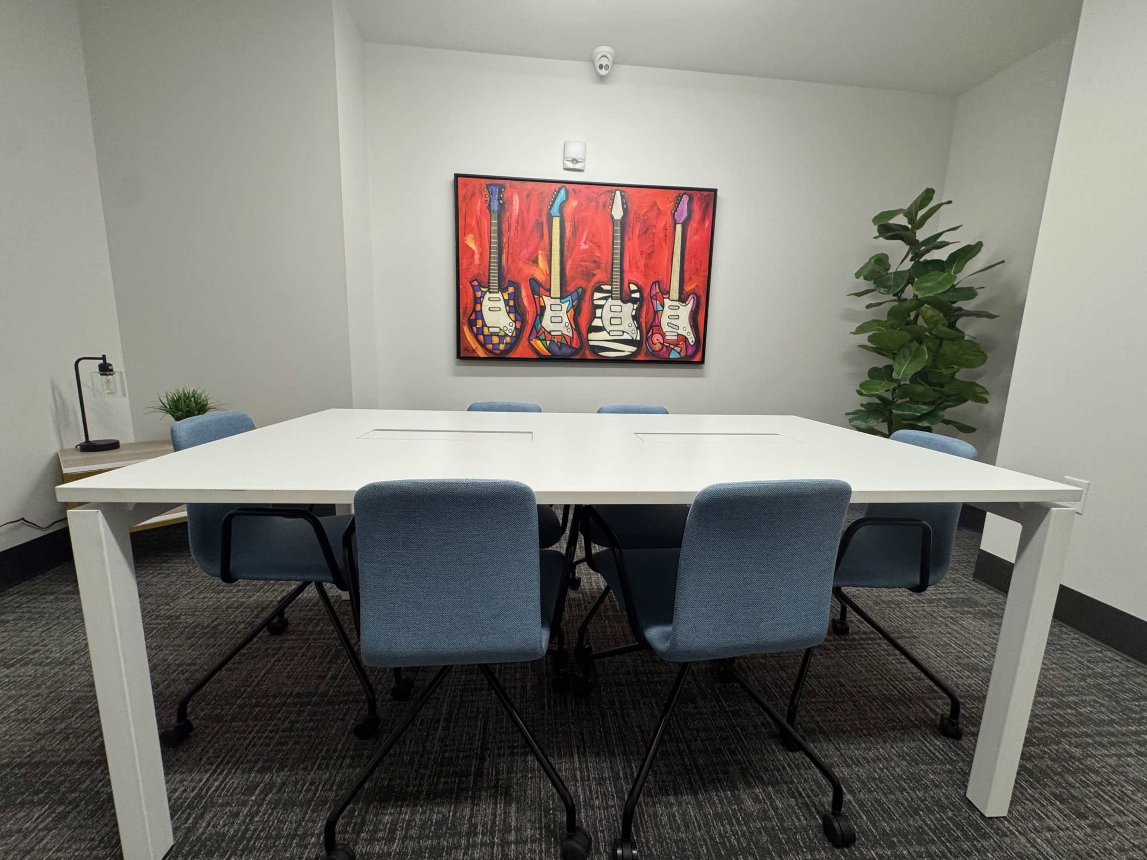 Quiet meeting room for 6 Image in Donelson, nashville, TN