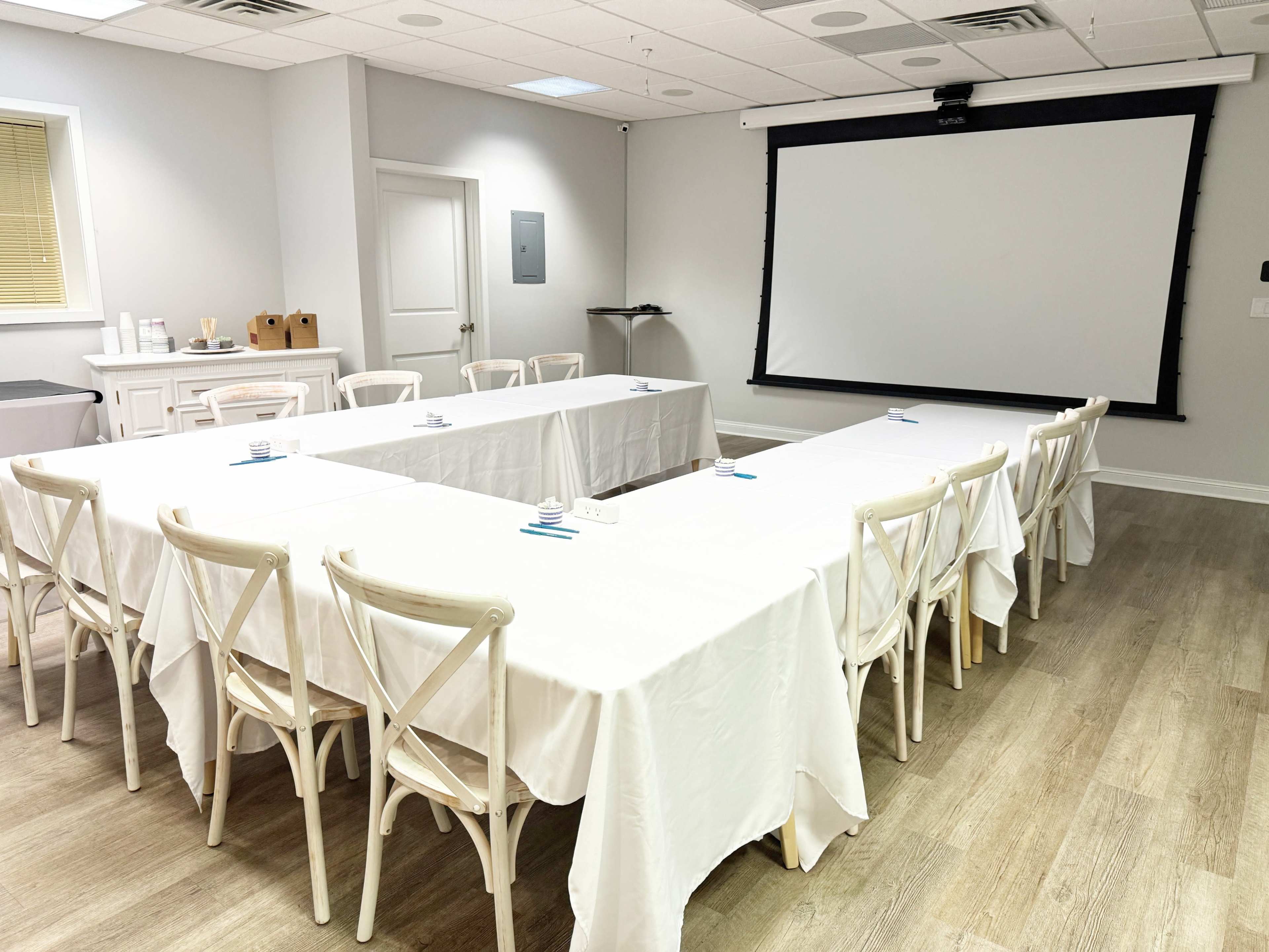 Versatile Party Studio - Mequon (Suburb of Milwaukee), Blank Slate Studio Image in Mequon, Mequon, WI