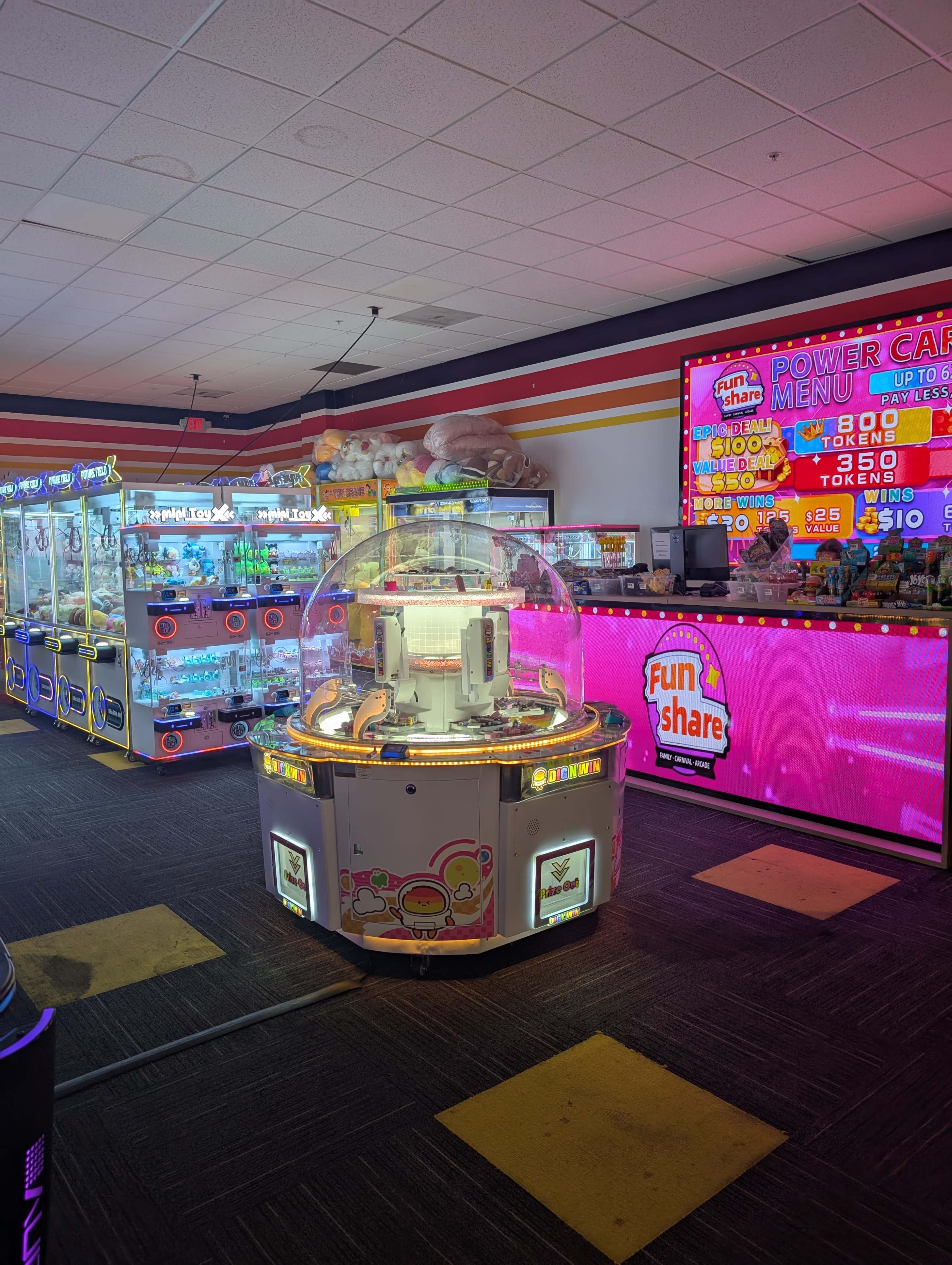 Retro Video Arcade – South Bay Galleria Image in North Redondo, Redondo Beach, CA