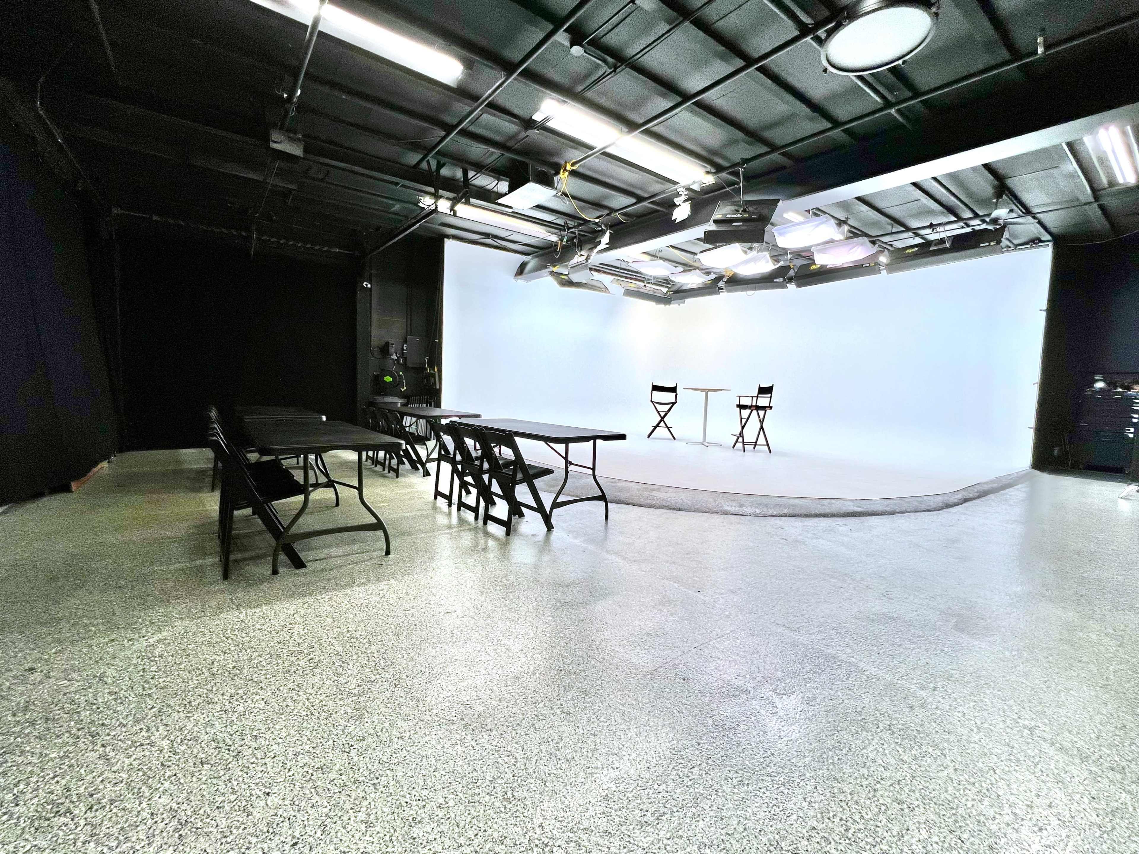 Boutique Film and Photography Studio Image in Proviso Township, Brookfield, IL