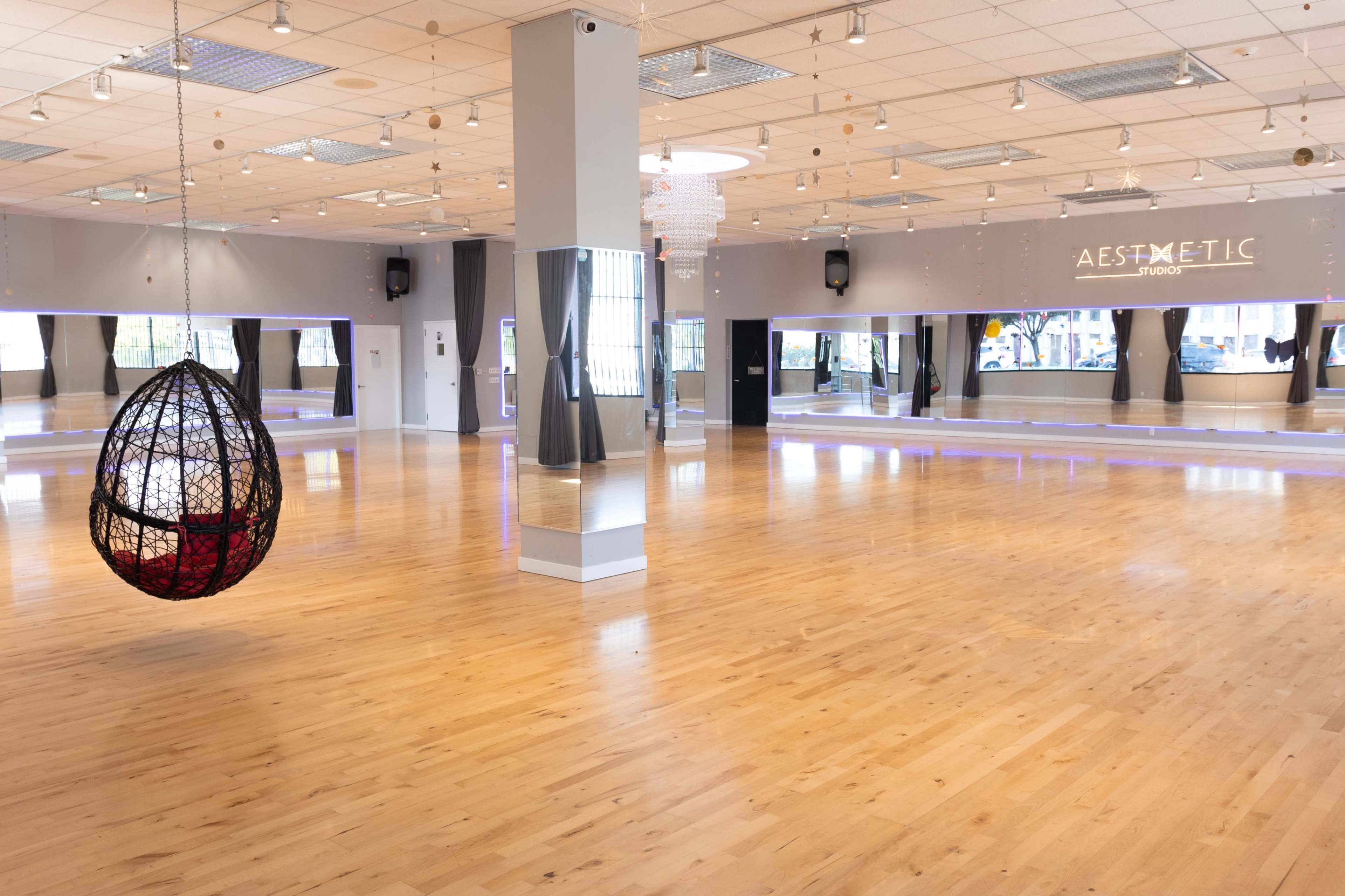 Dance, Fitness, Yoga Studio Image in Sherman Oaks, Los Angeles, CA