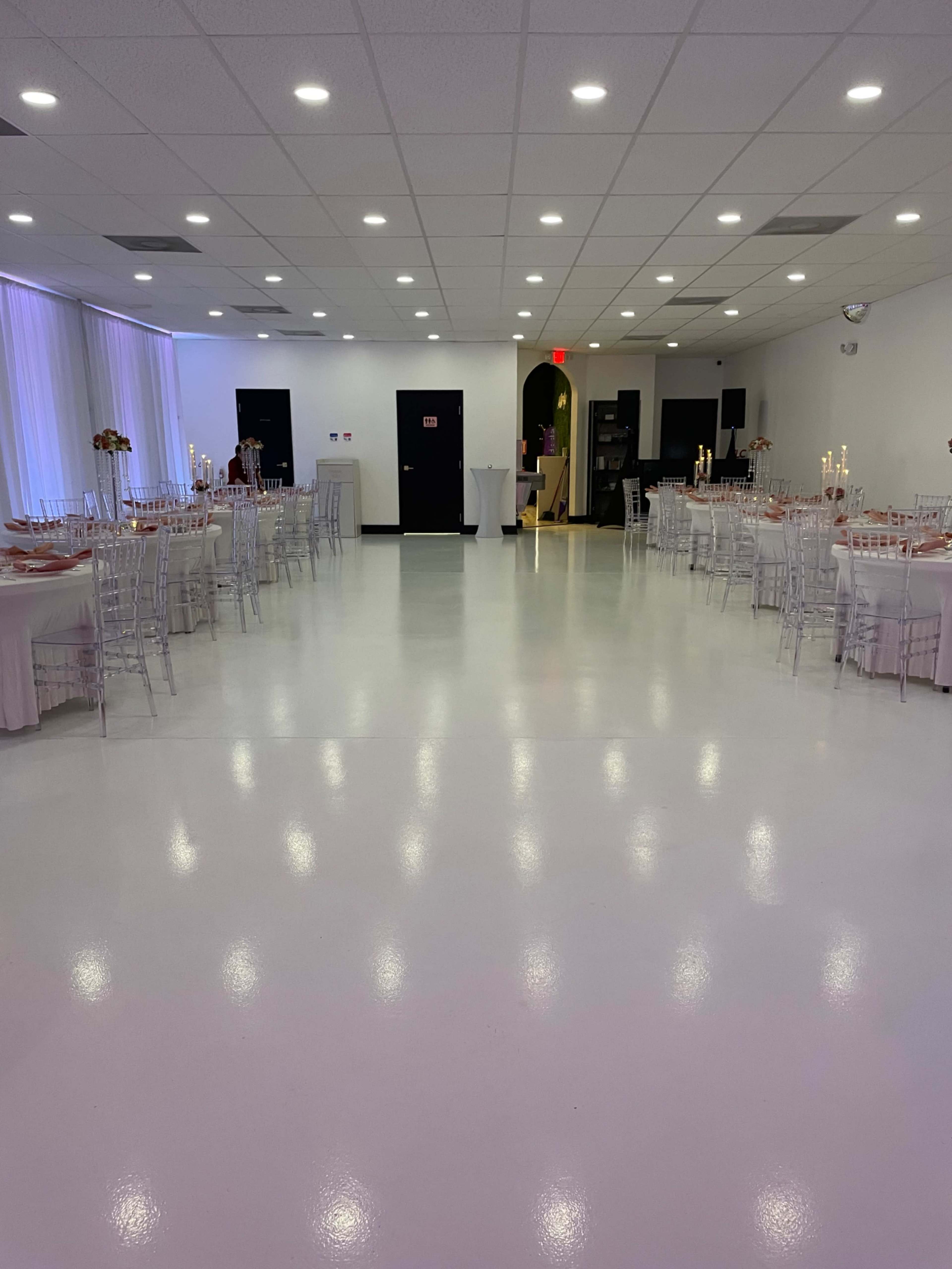Event Venue with Full Decor and Props Image in , Powhatan, VA