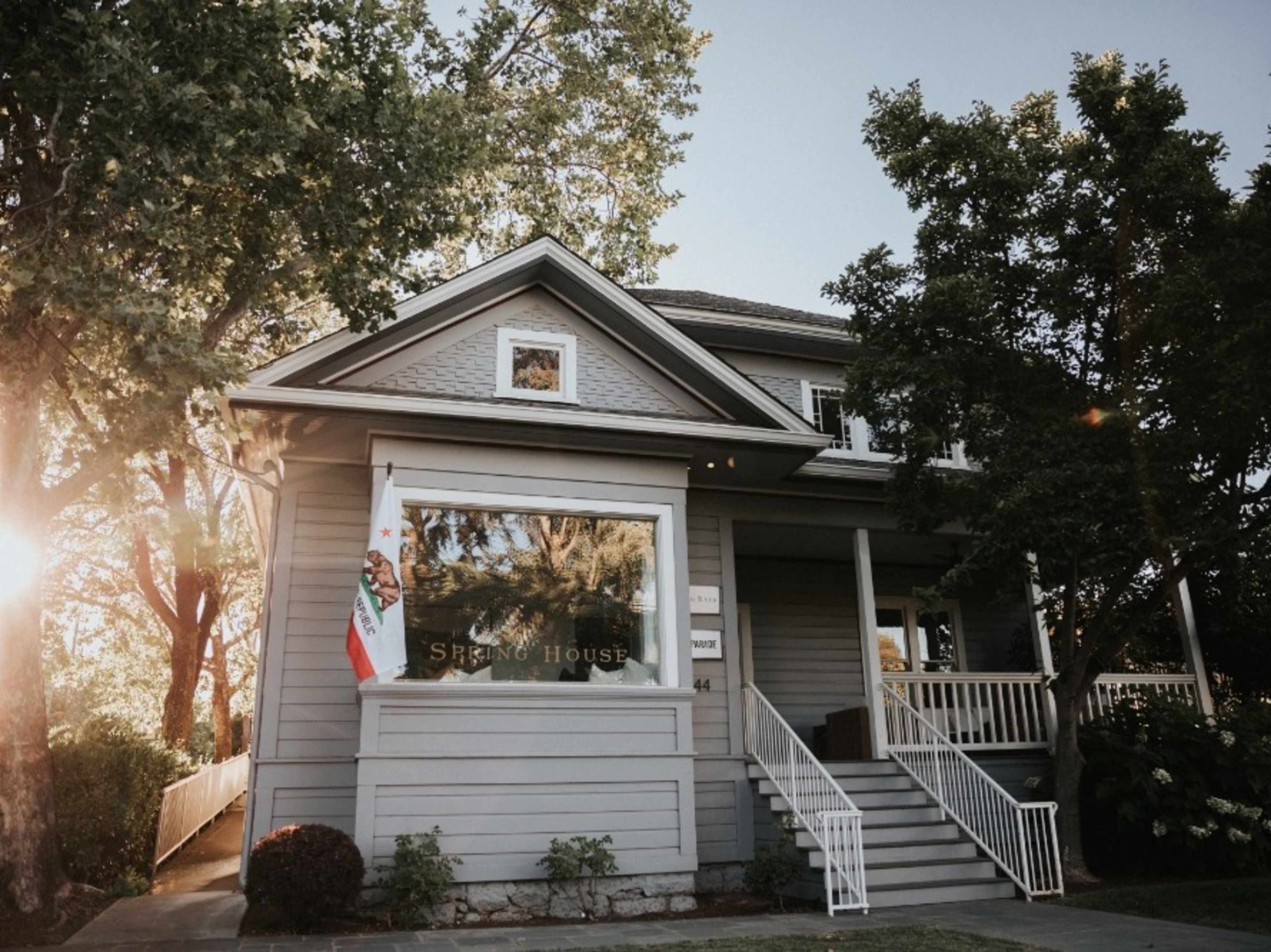 Delivery & Drop-Off Coordination