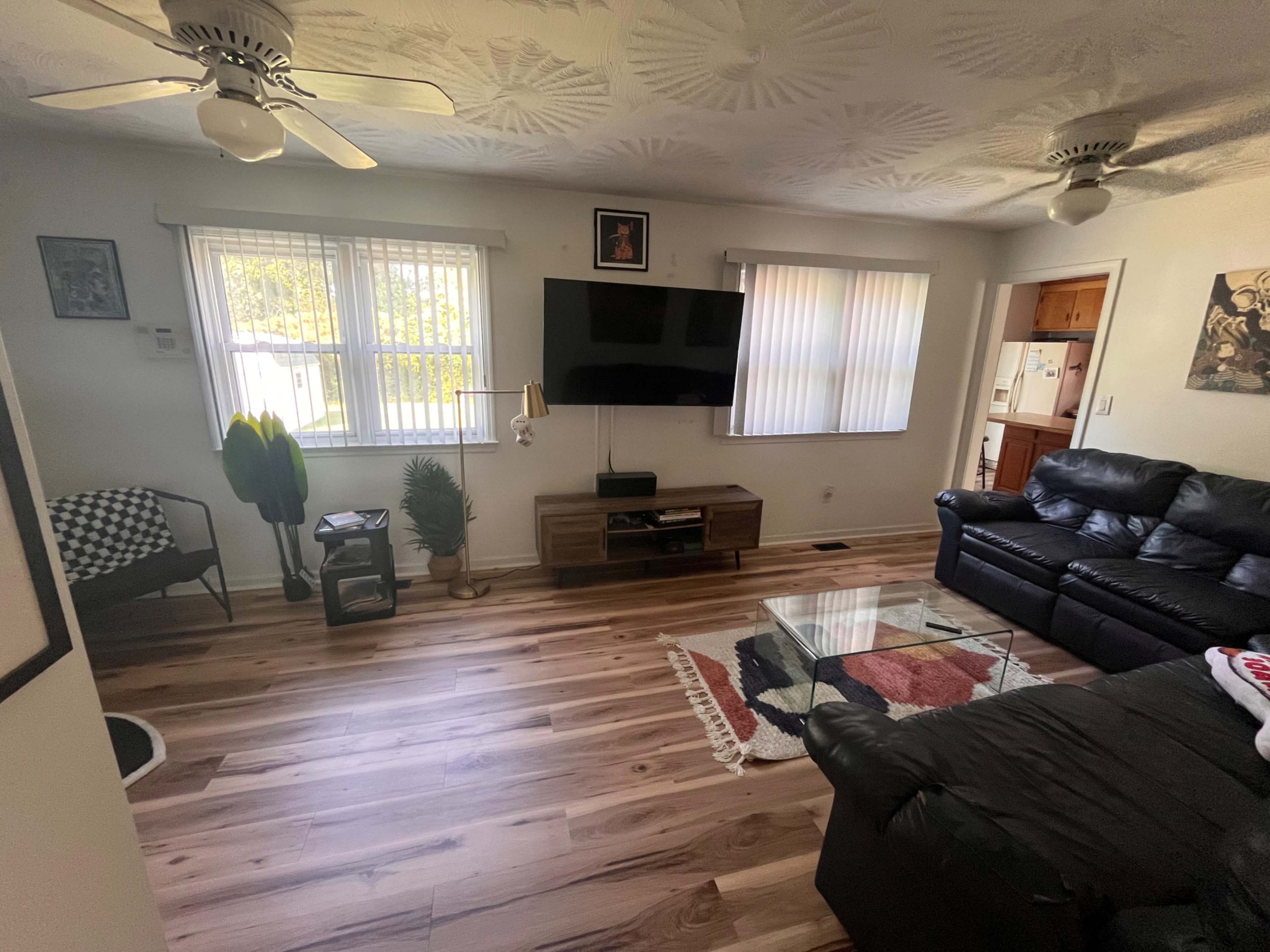 Charming Ranch-Style Home with Spacious Interiors in Quiet Neighborhood Image in Briarfield, Hampton, VA