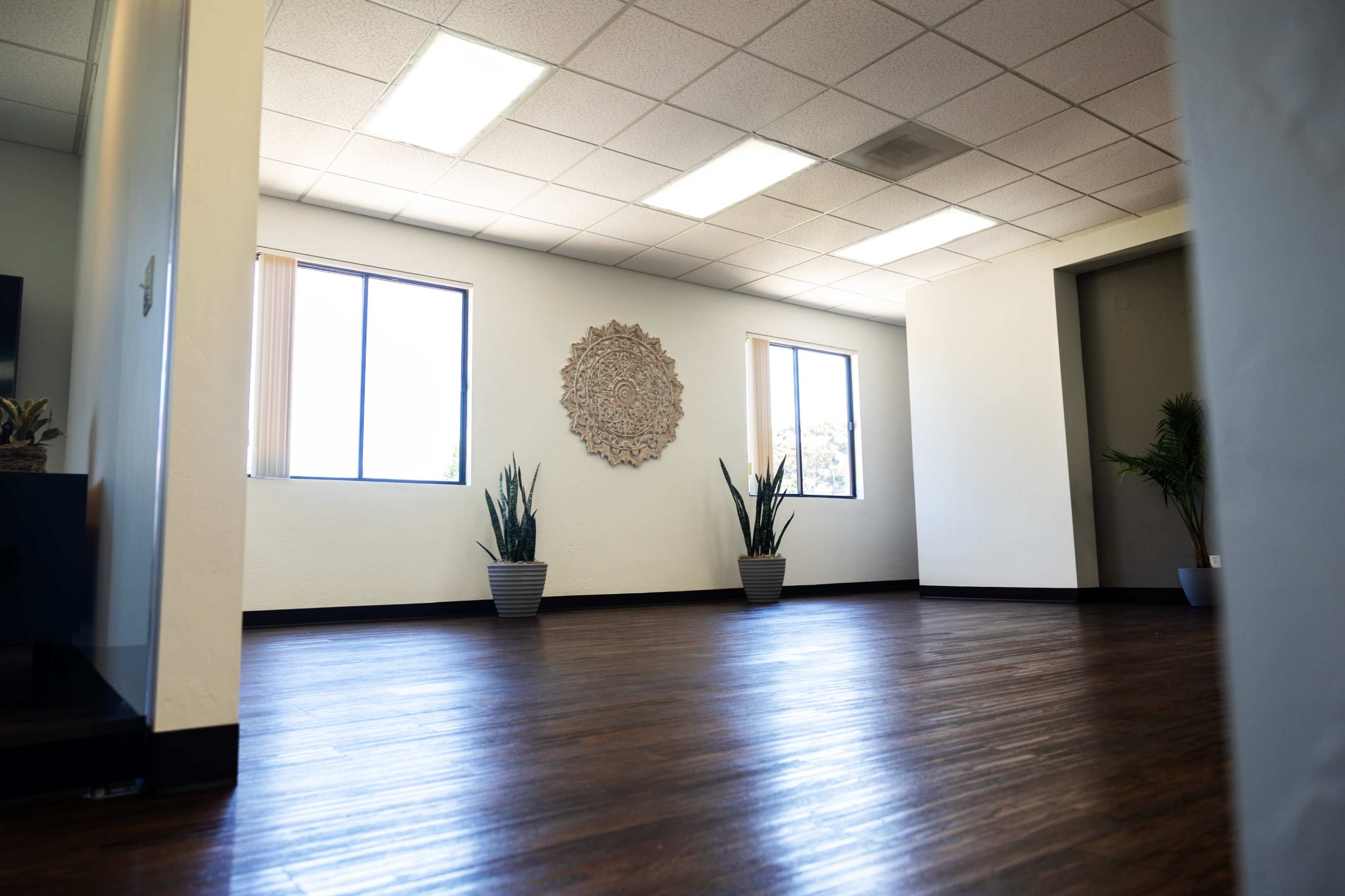 Versatile Serene Central San Diego Studio Image in Sorrento Valley, San Diego, CA