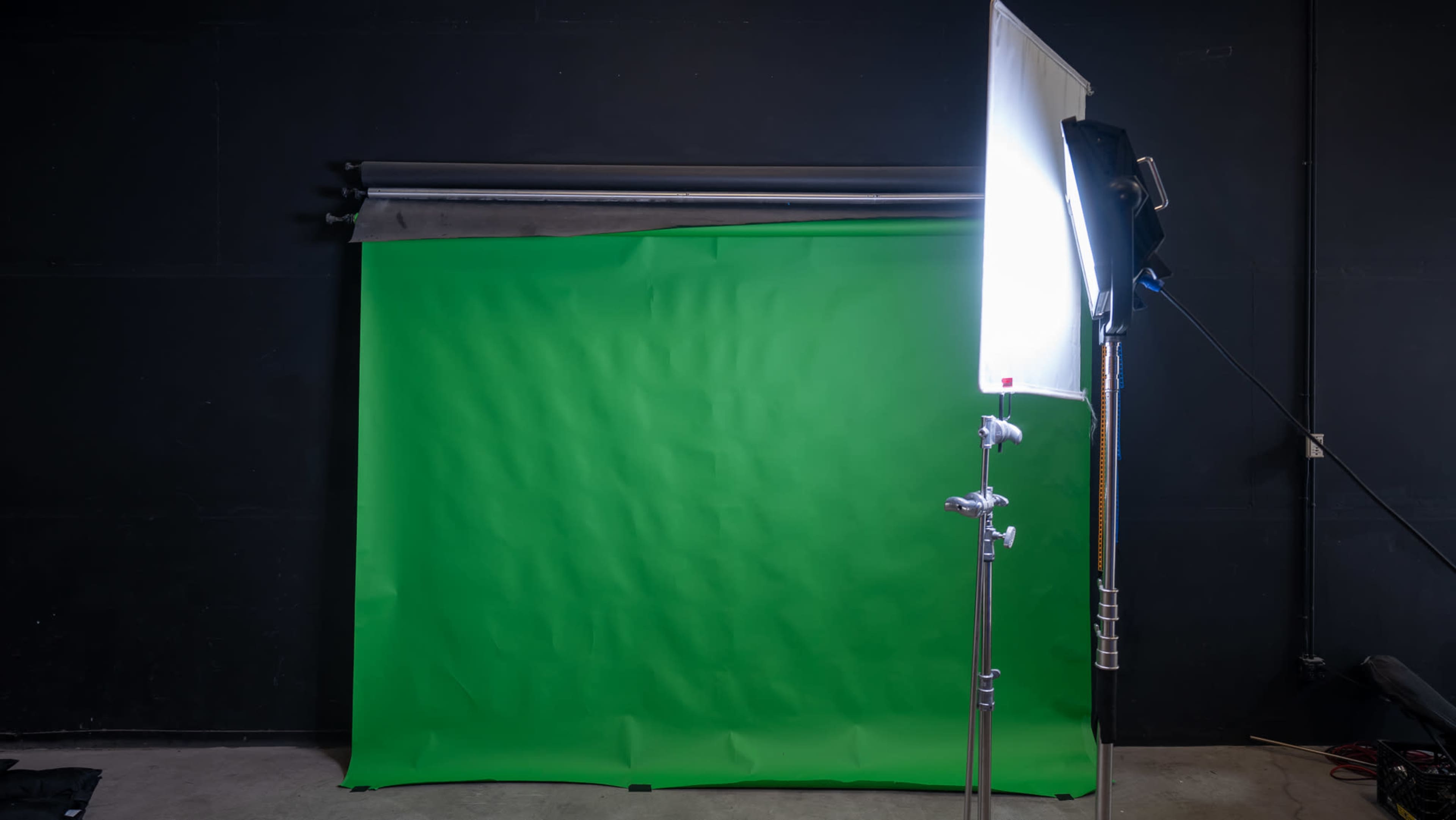 CYC Wall ground level pre lit North Hollywood film studio green screen tech blue backdrops Image in Valley Glen, North Hollywood, CA