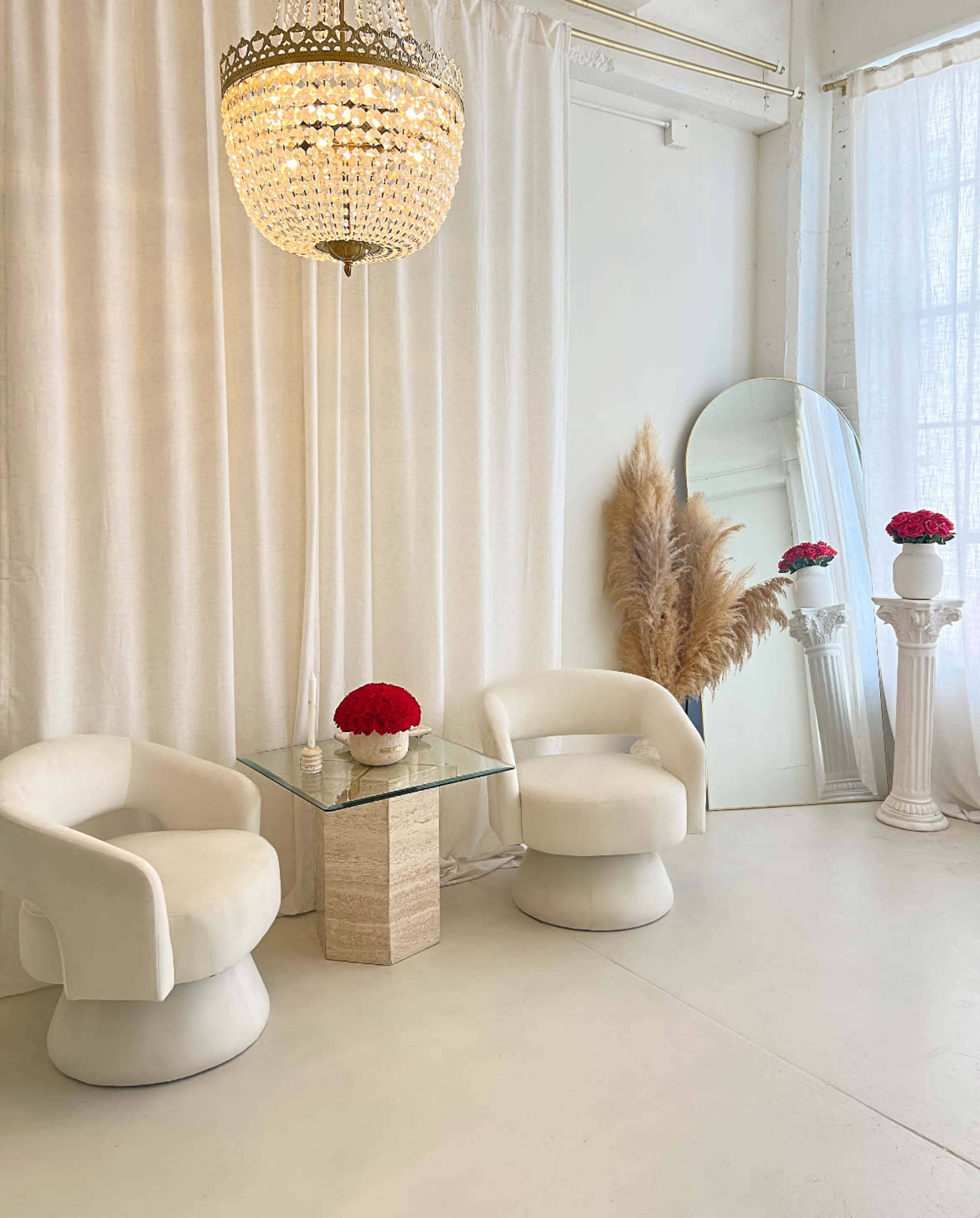 NOW OPEN !!  New Beautiful Multi Set Daylight Studio in DTLA! Image in Central LA, Los Angeles, CA