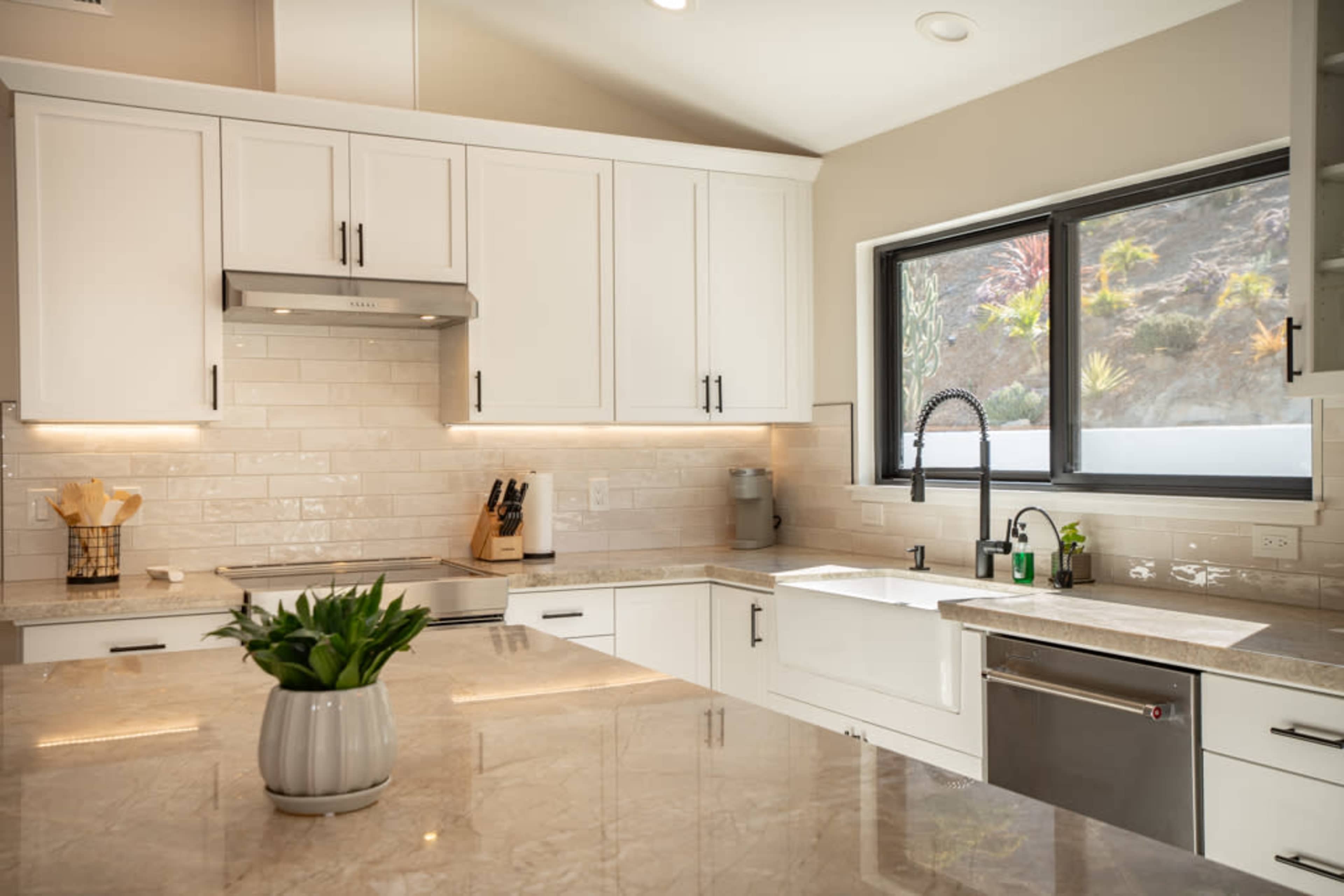 Edna Valley Oasis with barn Image in , Arroyo Grande, CA