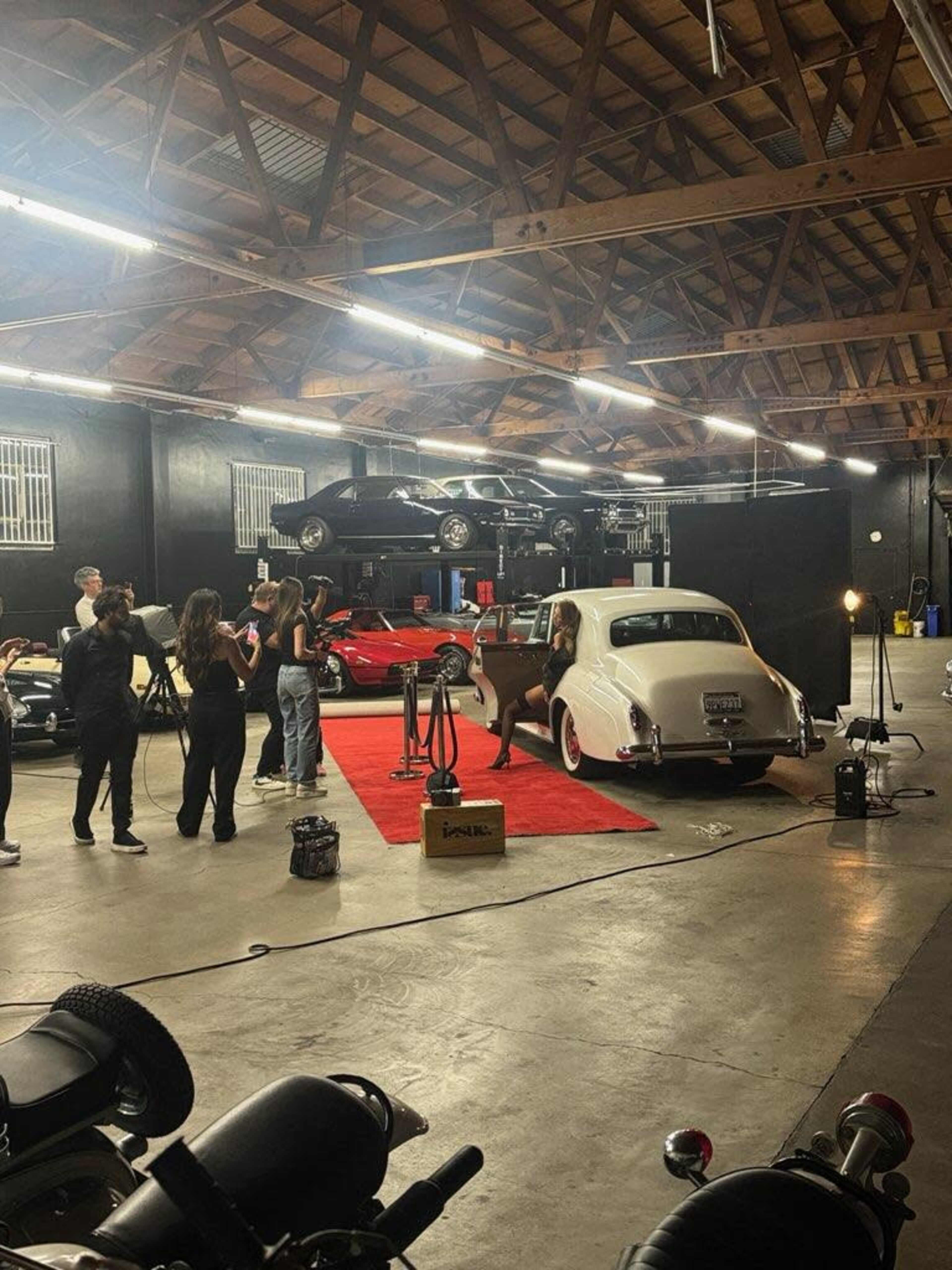 Large Classic Car Warehouse Minutes From Downtown LA Image in Central LA, Los Angeles, CA