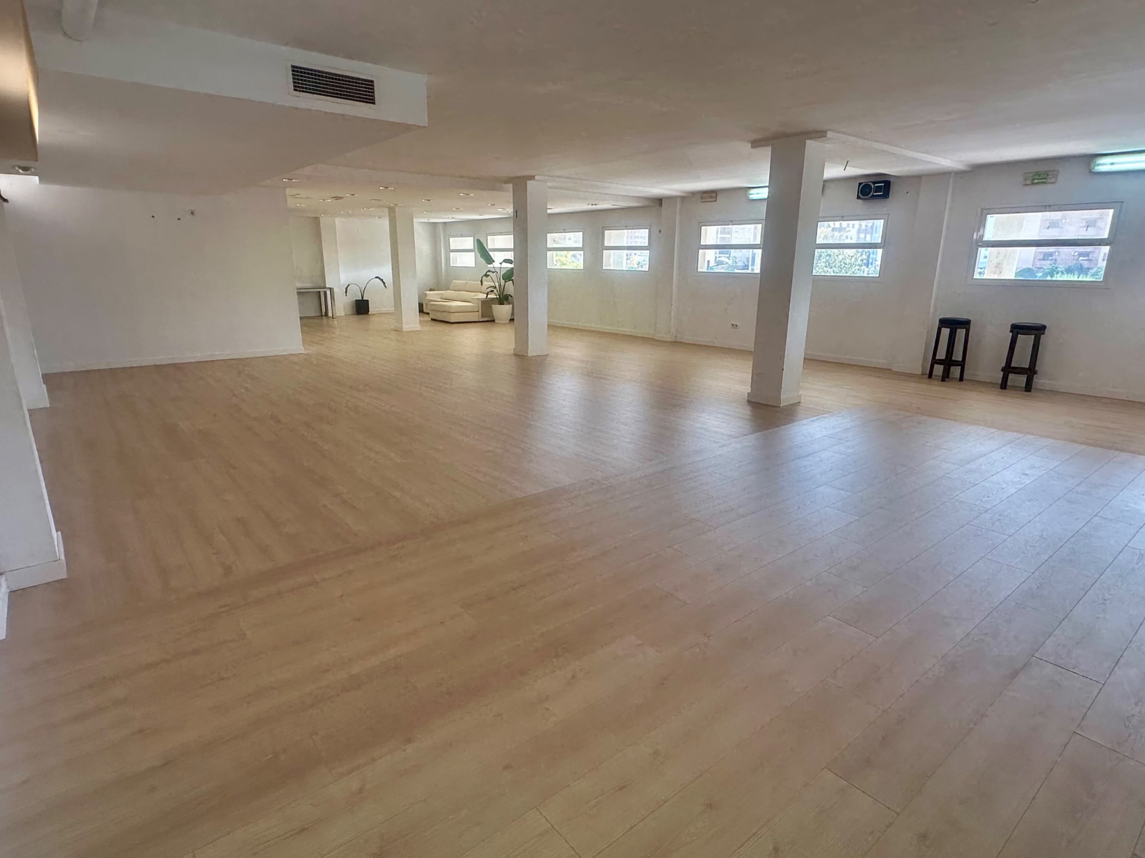 Loft/estudio luminoso y espacioso Image in Sant Llorenç, Valencia, V