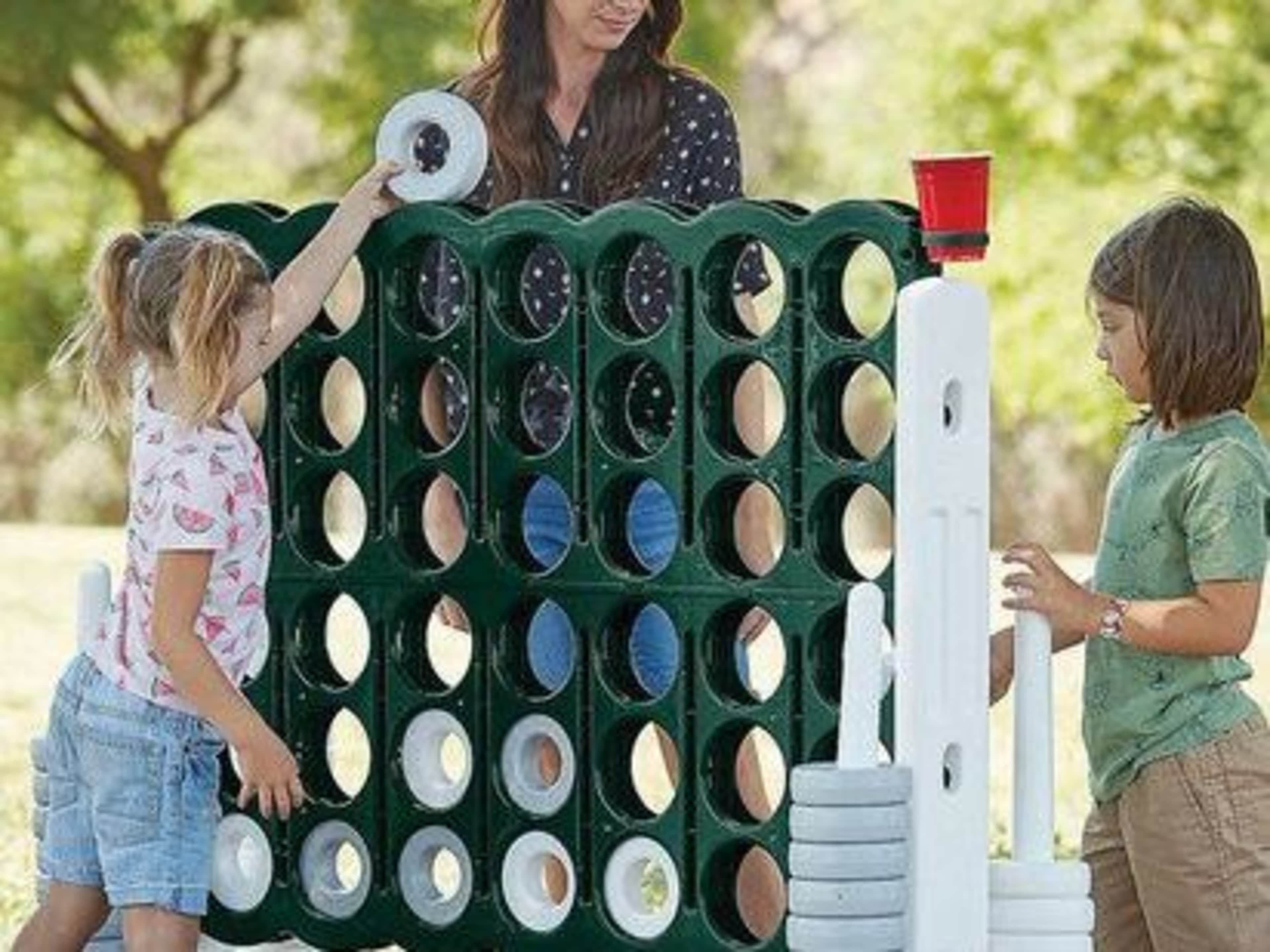 Giant Connect 4 Game