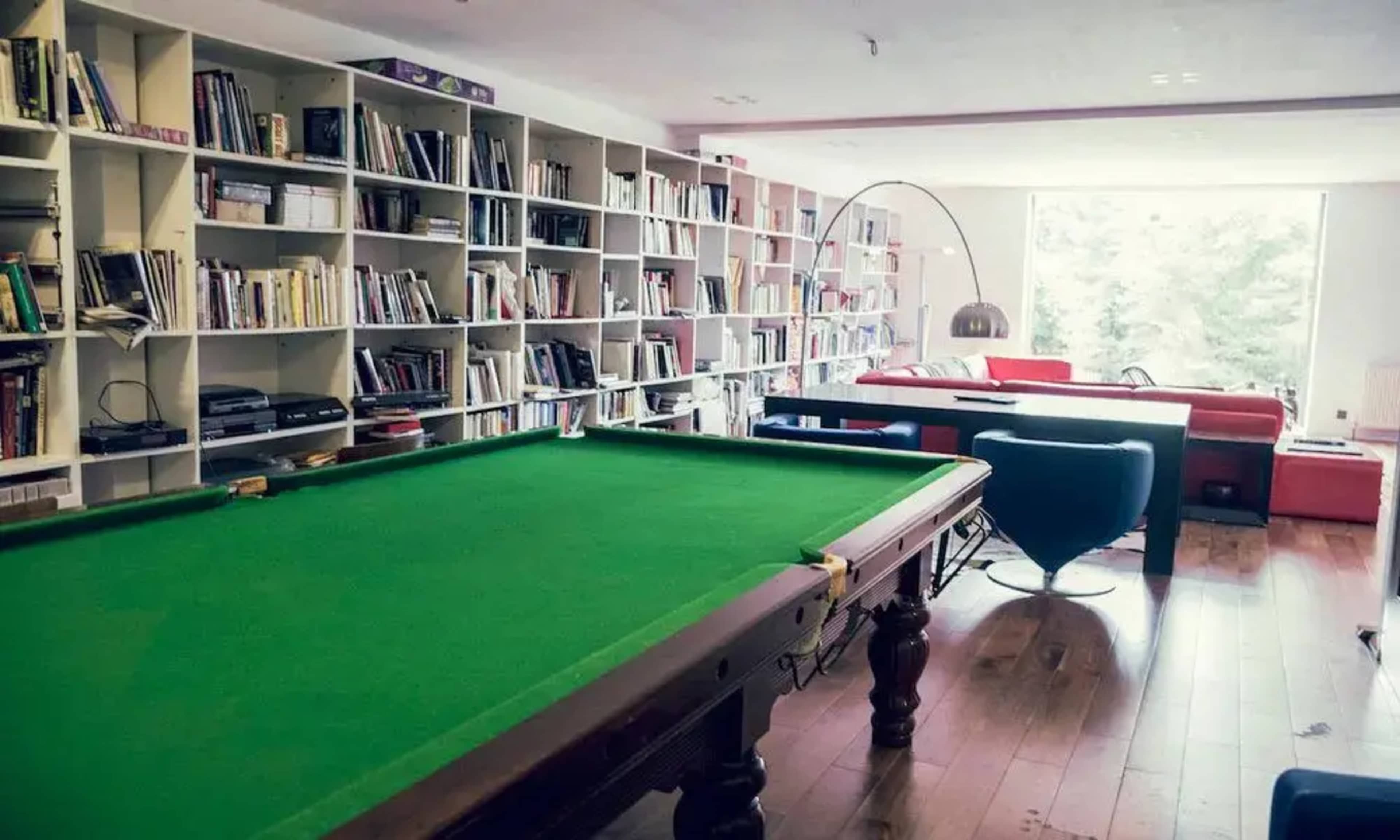 Versatile Luxury Property with Unique Shoot Locations Image in Upminster, Upminster, ENG
