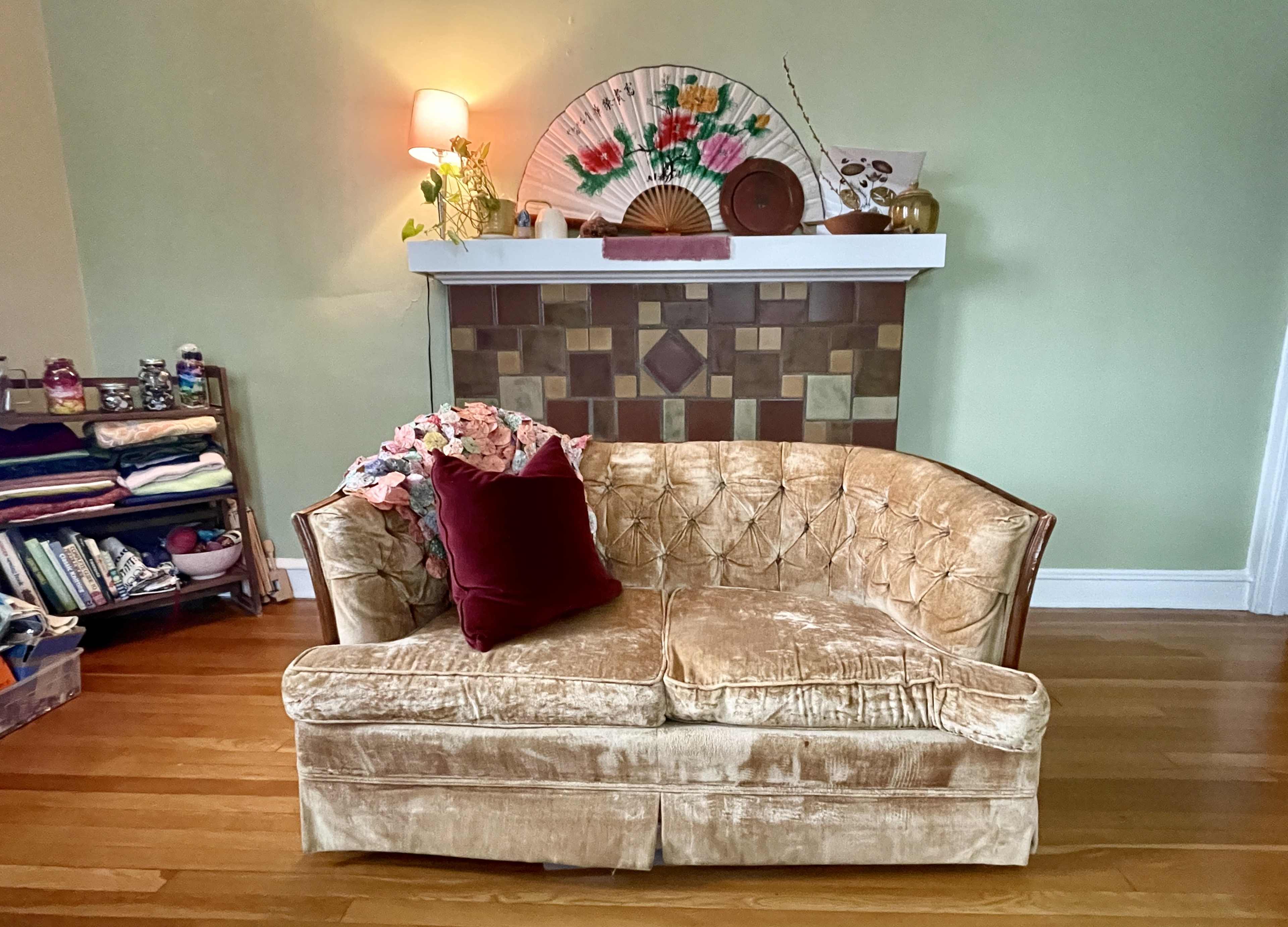 Studio Space for Boudoir Image in Triangle Neighborhood, Wilmington, DE