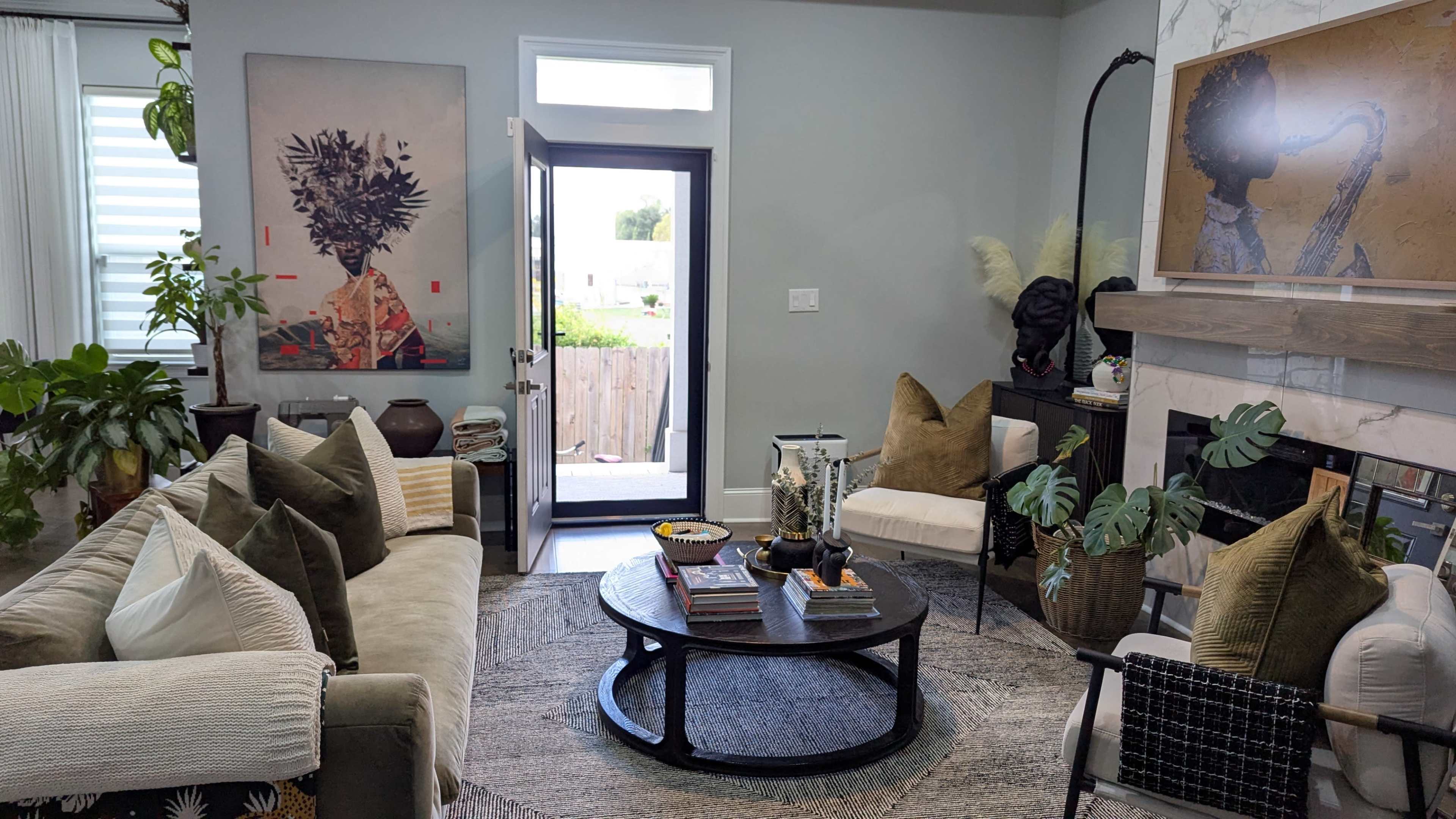 GeGe — Bright, Plant-Filled New Orleans Home for Photo Shoots, Film & Retreats Image in Dillard, New Orleans, LA