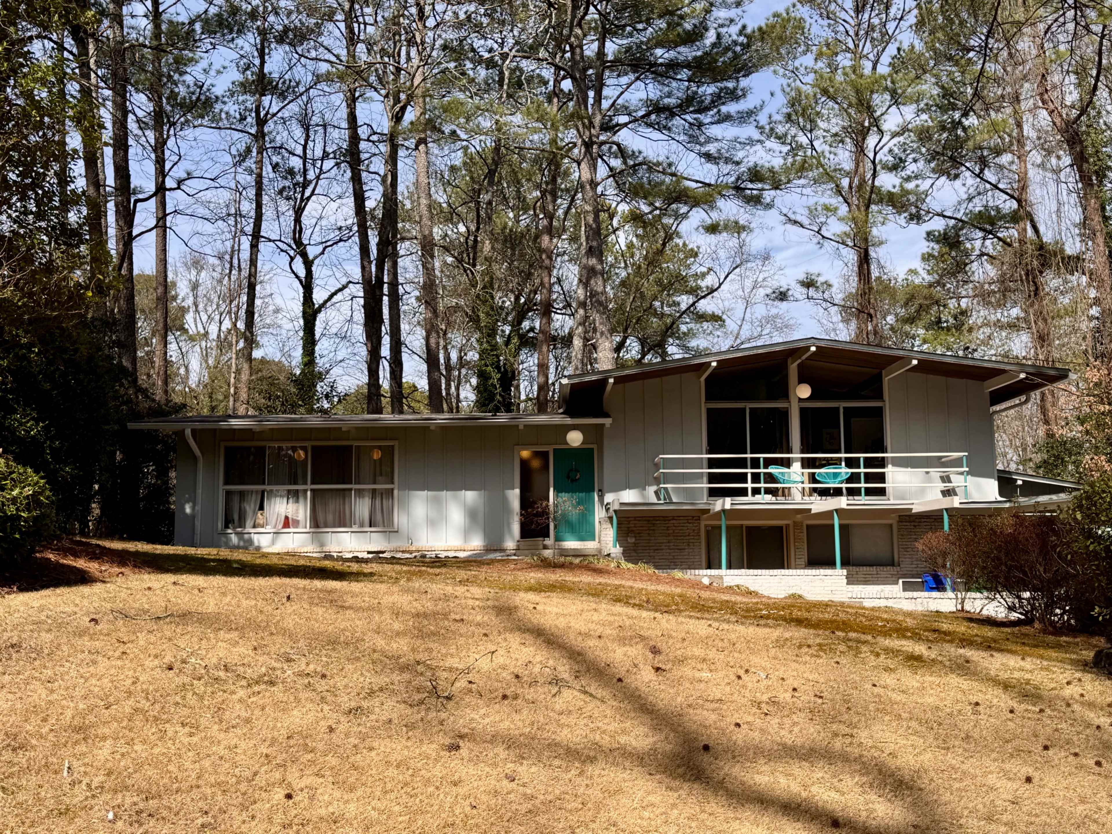 Midcentury Modern Home with Retro Vibes & Natural Light Image in , Atlanta, GA