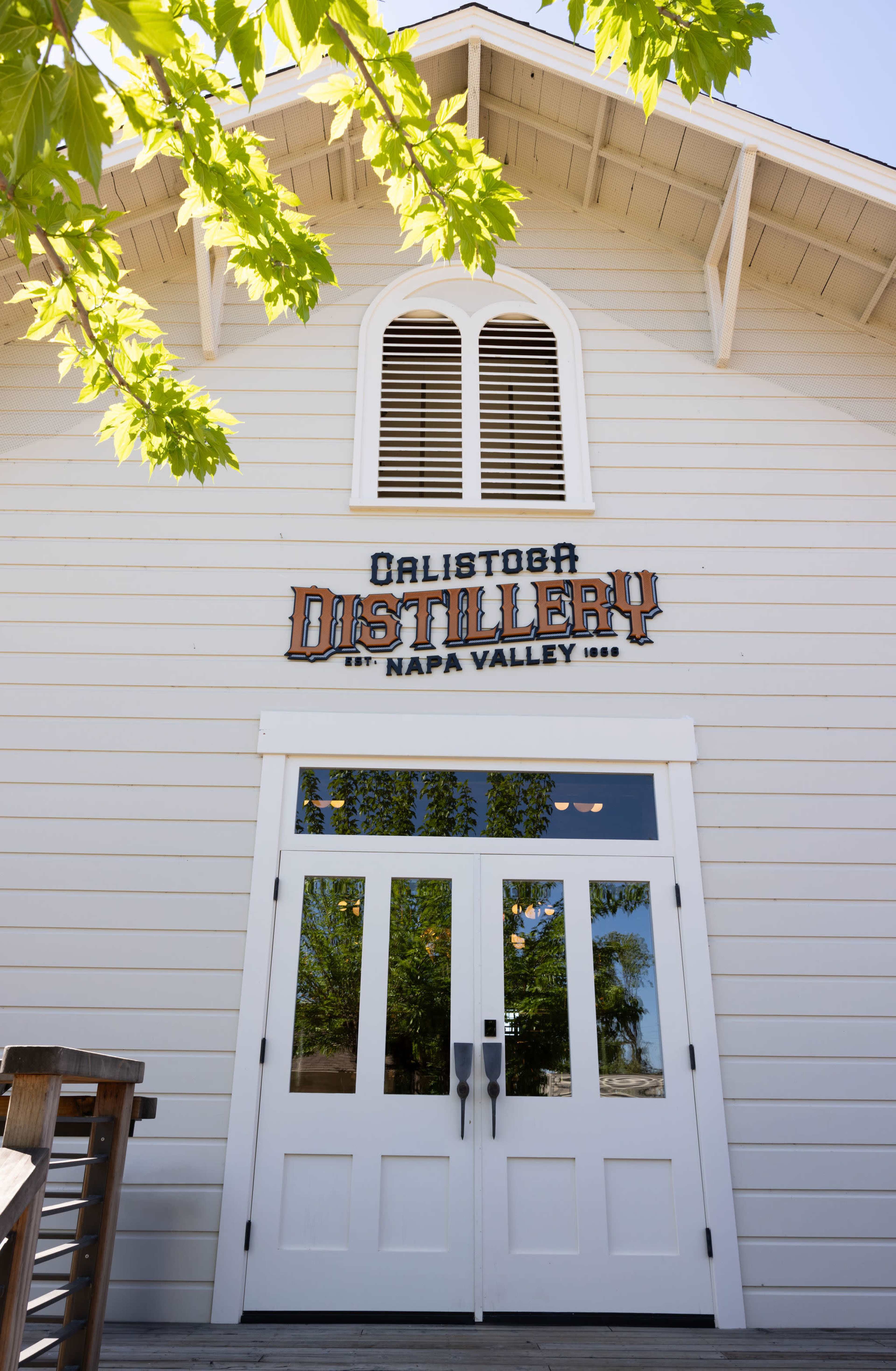 Outdoor Beer Garden Image in Calistoga, Calistoga, CA
