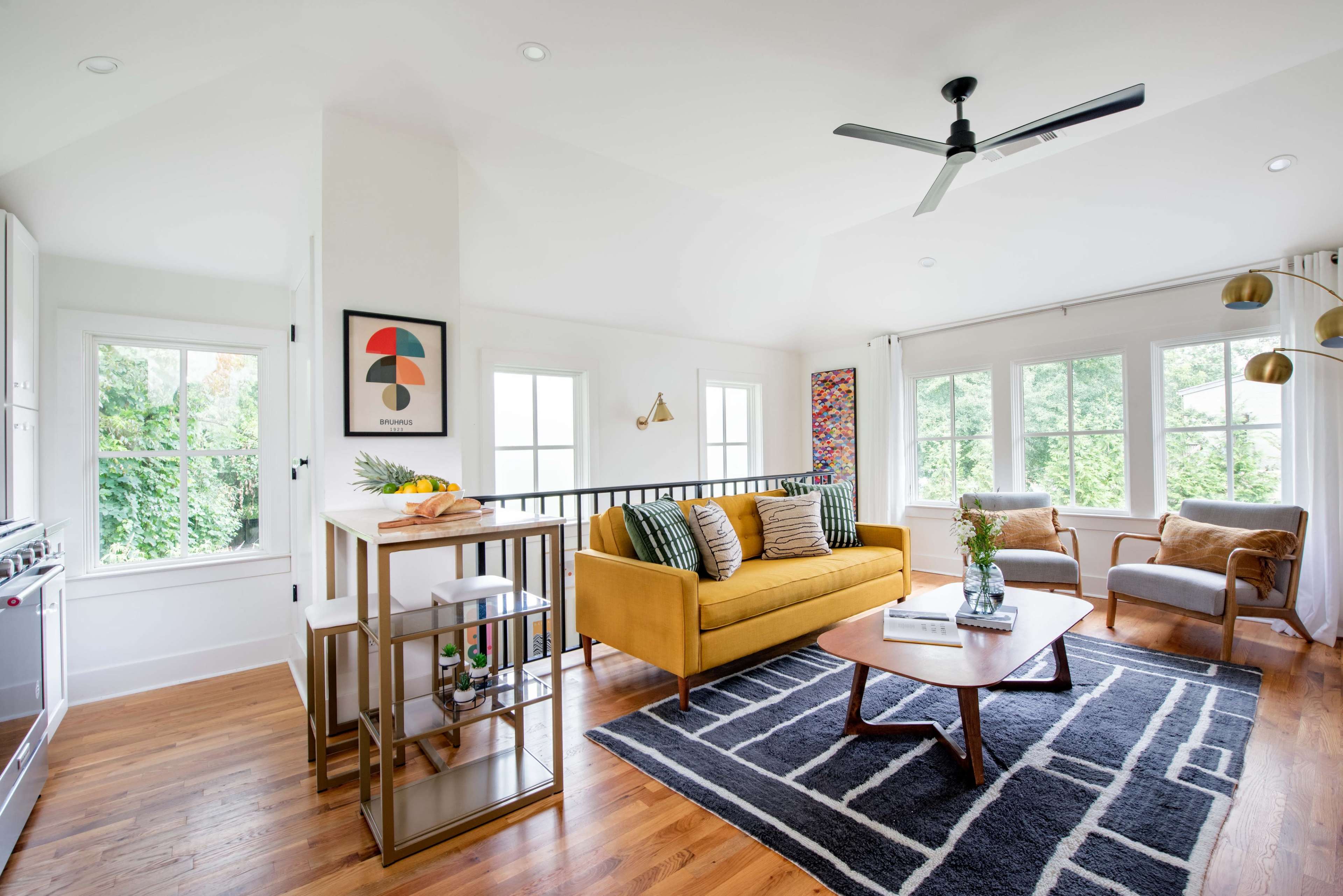 Alley Oop - 1BR Chic Carriage WFH Ready + Parking Image in Kirkwood, Atlanta, GA