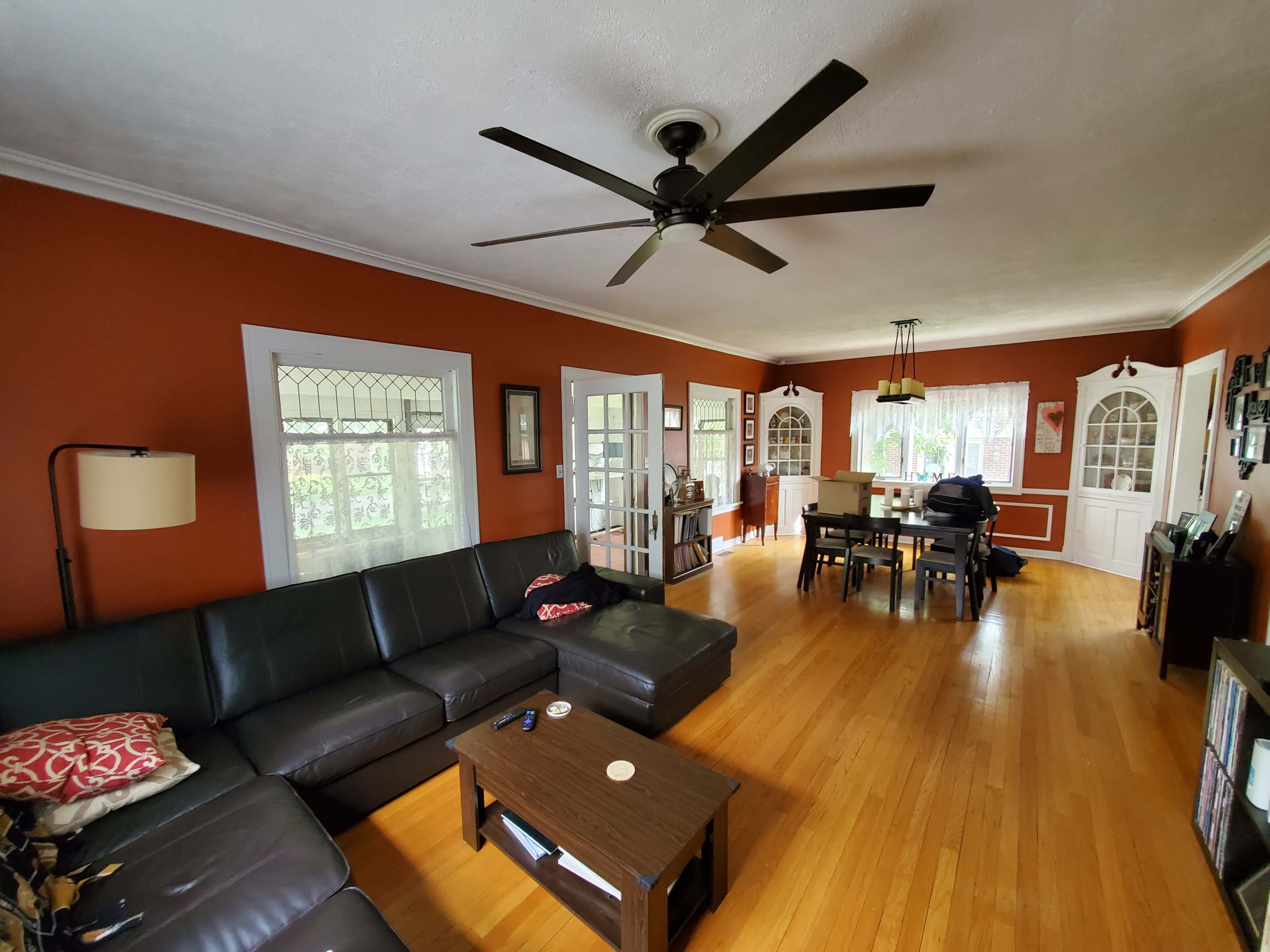 Chicago NW Burbs Craftsman Bungalow Image in Wheeling Township, Arlington Heights, IL