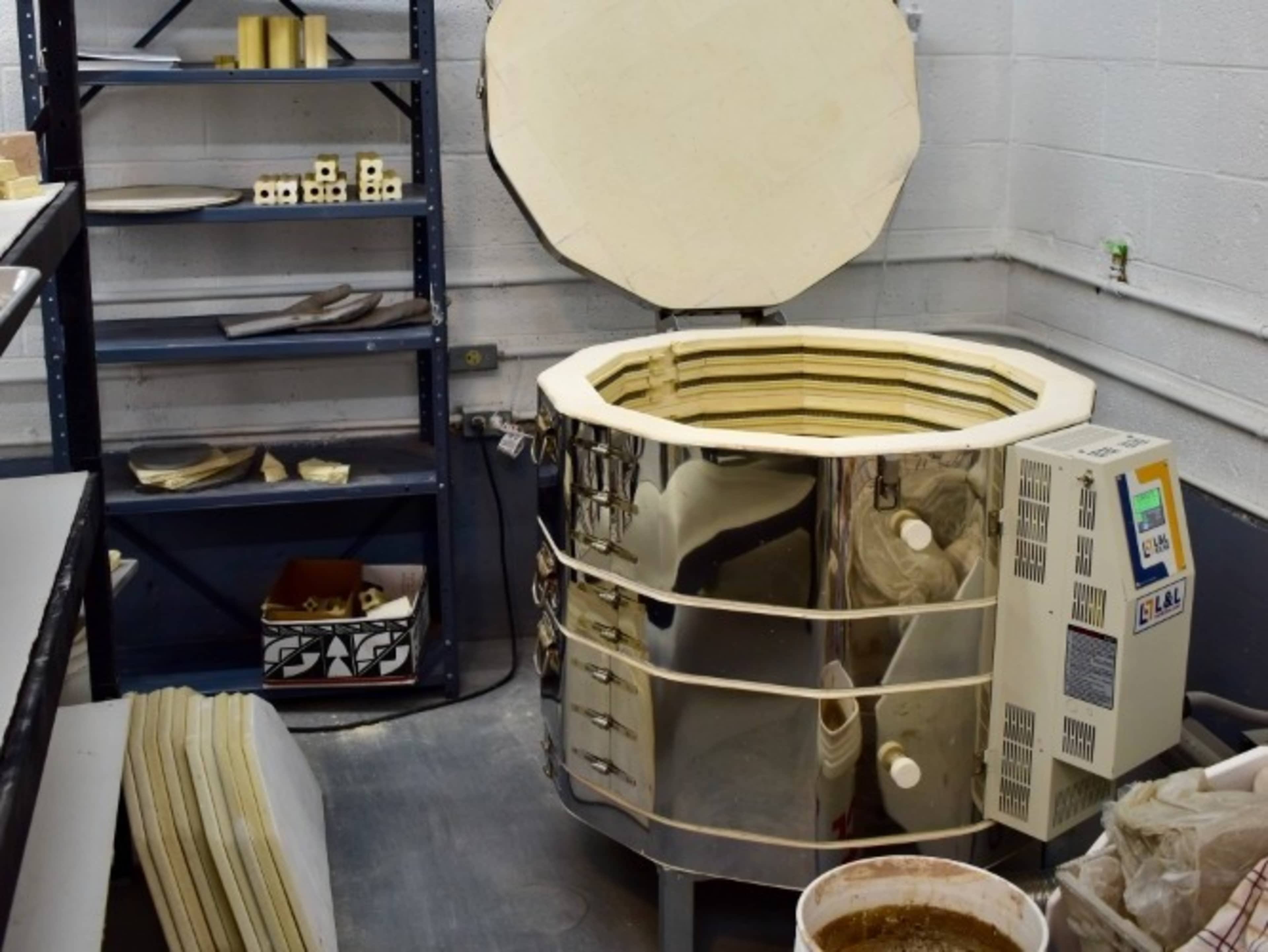 Bisque kiln firing