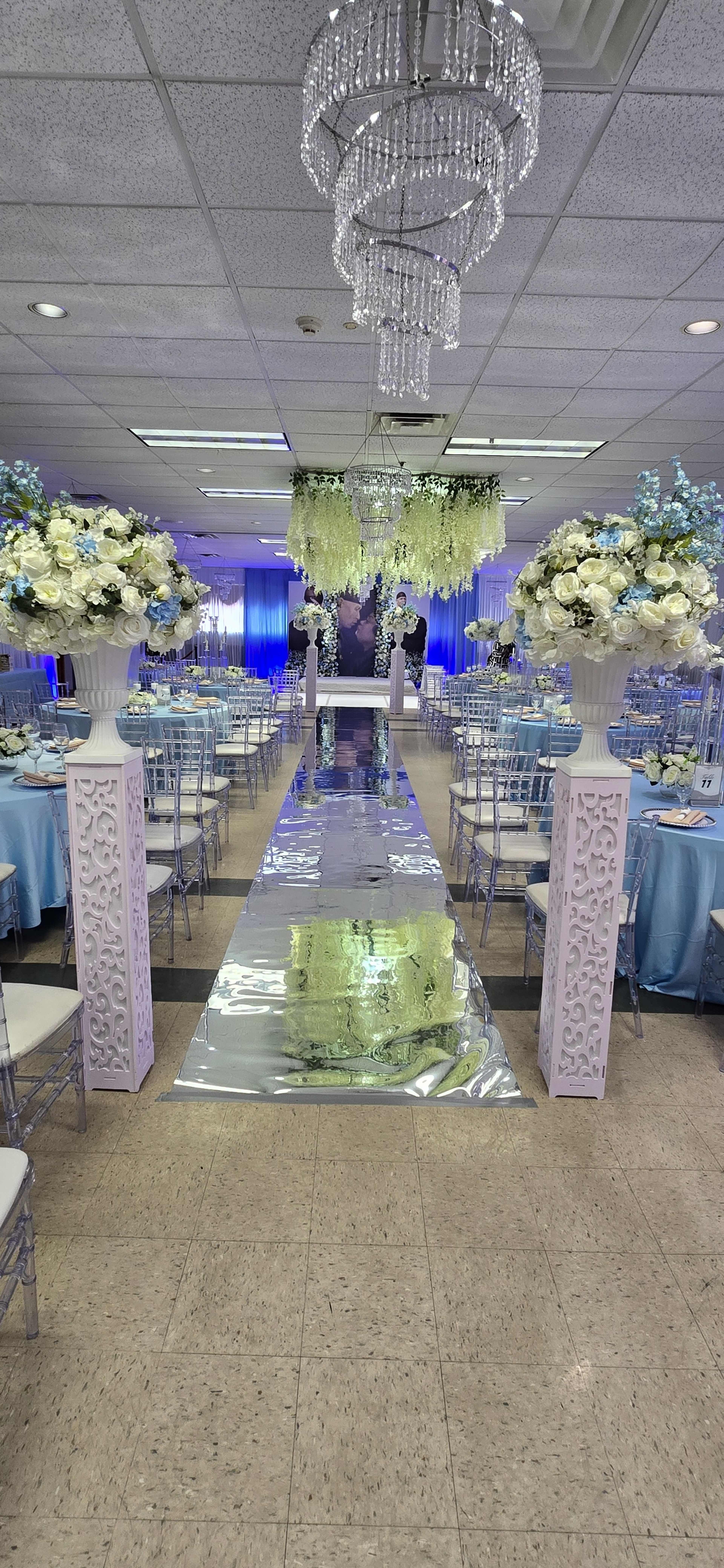 An Urban Event hall with roomy atmosphere Image in Mission Heights, Brookfield, WI