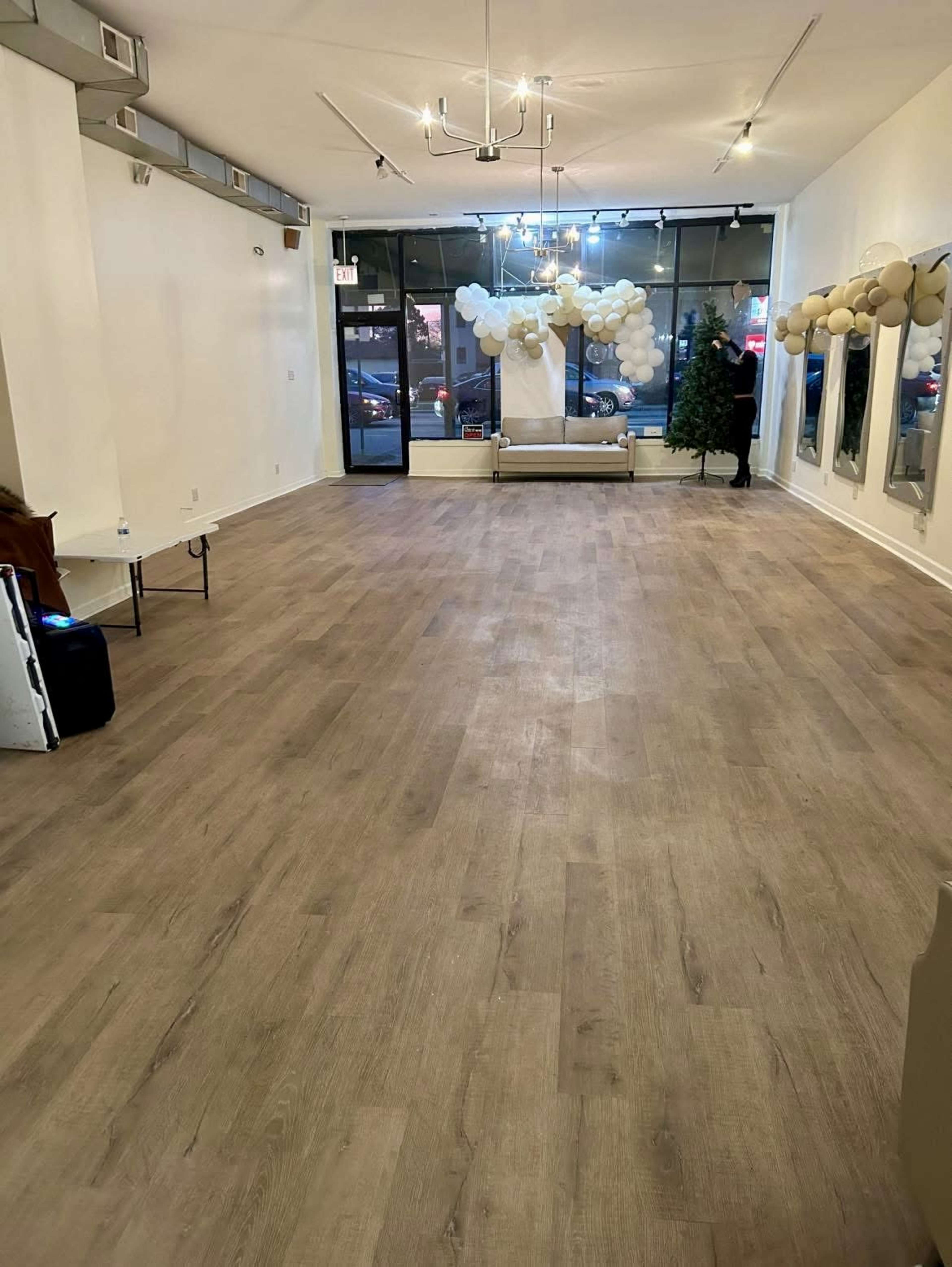 Prime Madison Street Location In Oak Park Image in Oak Park Township, Oak Park, IL