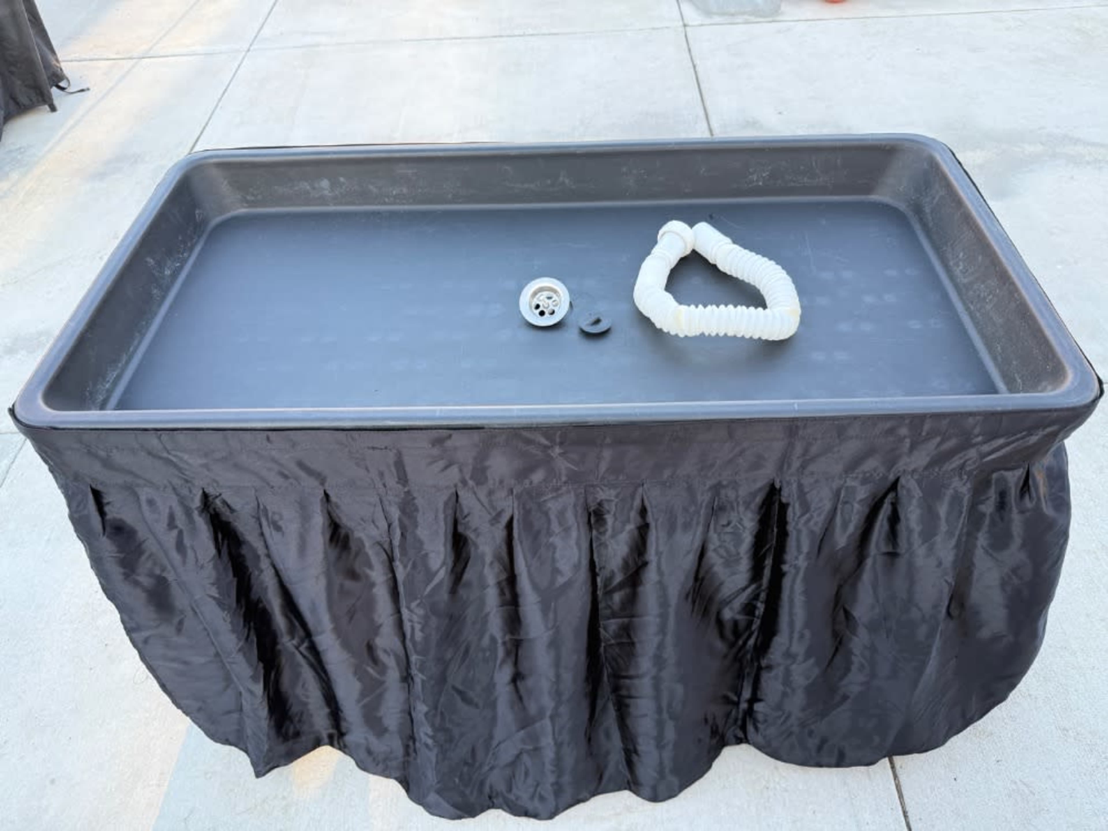 Foldable Ice/Chilled table