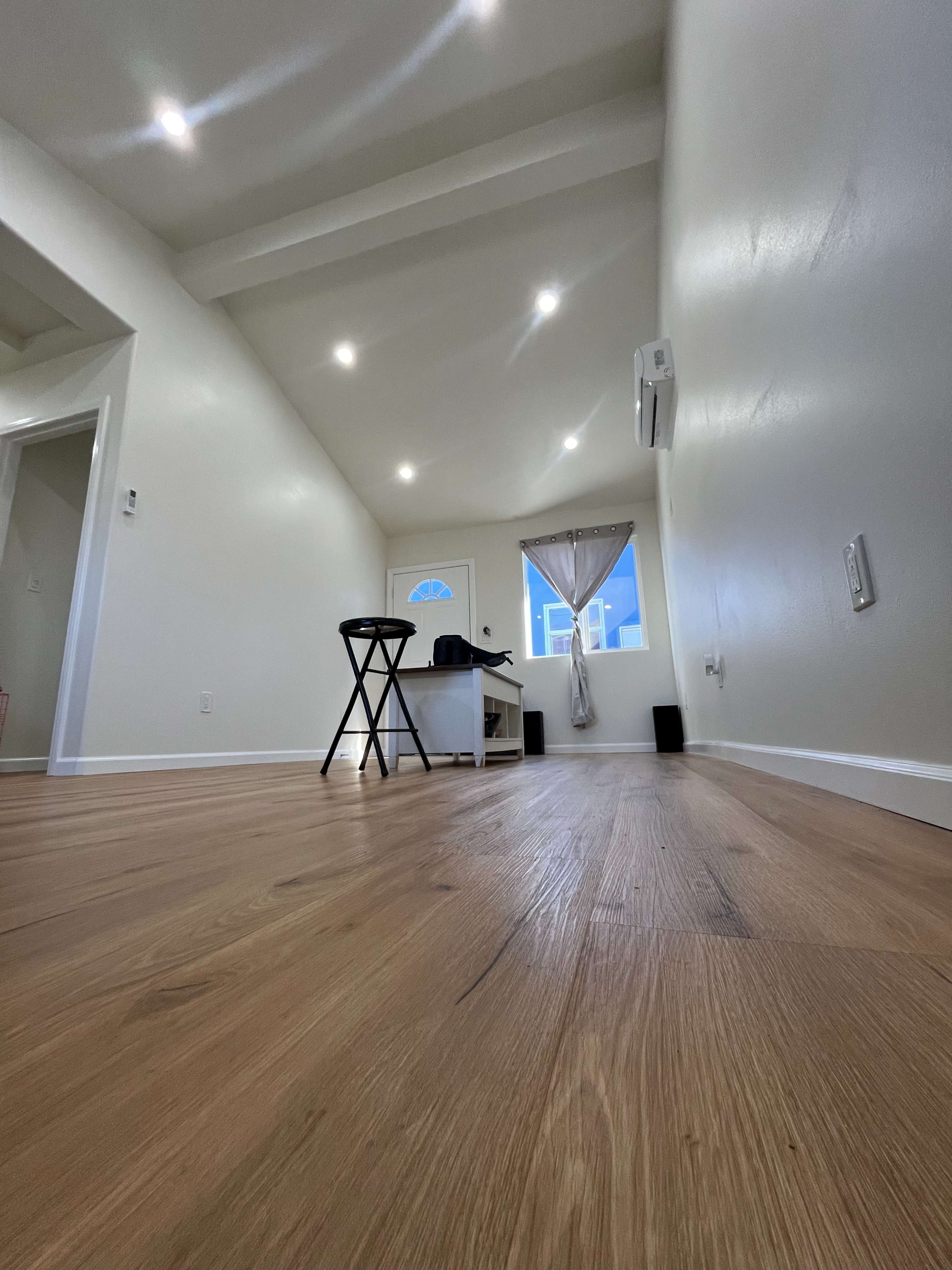 Creative Loft & Studio for Rent Near LAX | Perfect for Meetings, Creative Workspace, Professional Shoots Image in Hyde Park, Los Angeles, CA