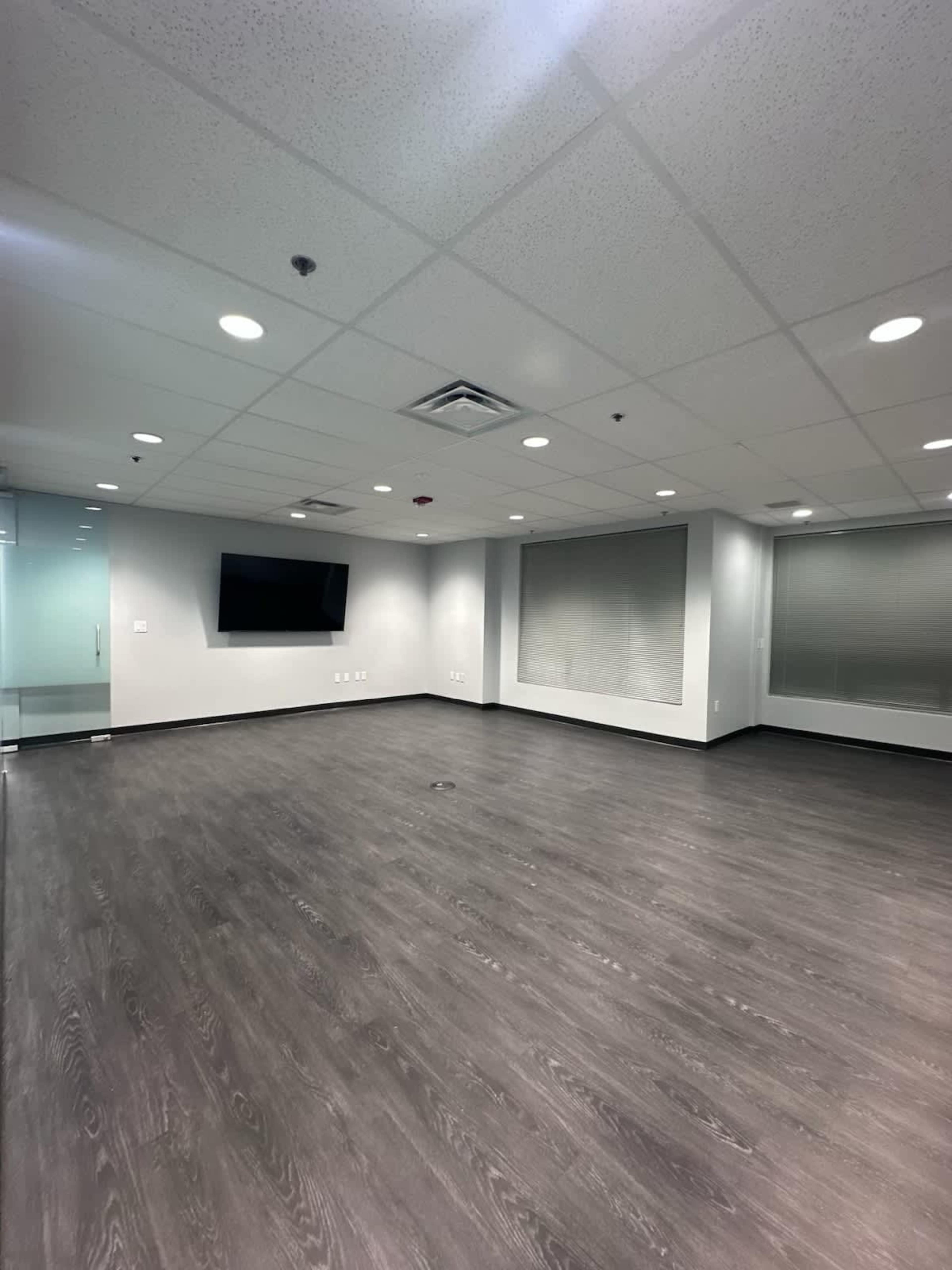 Cozy Event Room Image in Towson, Towson, MD
