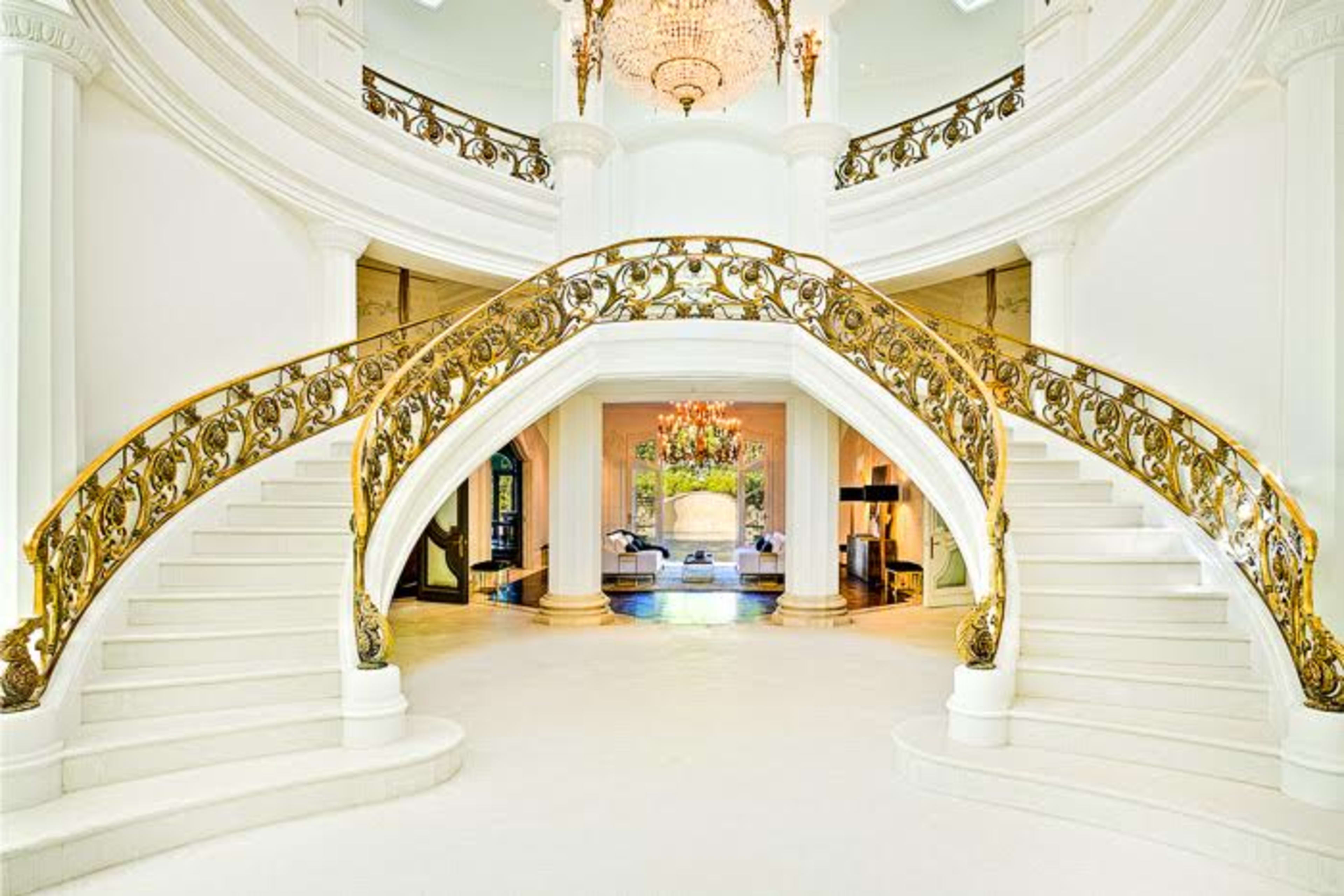 French Palatial Image in , beverly hills, CA