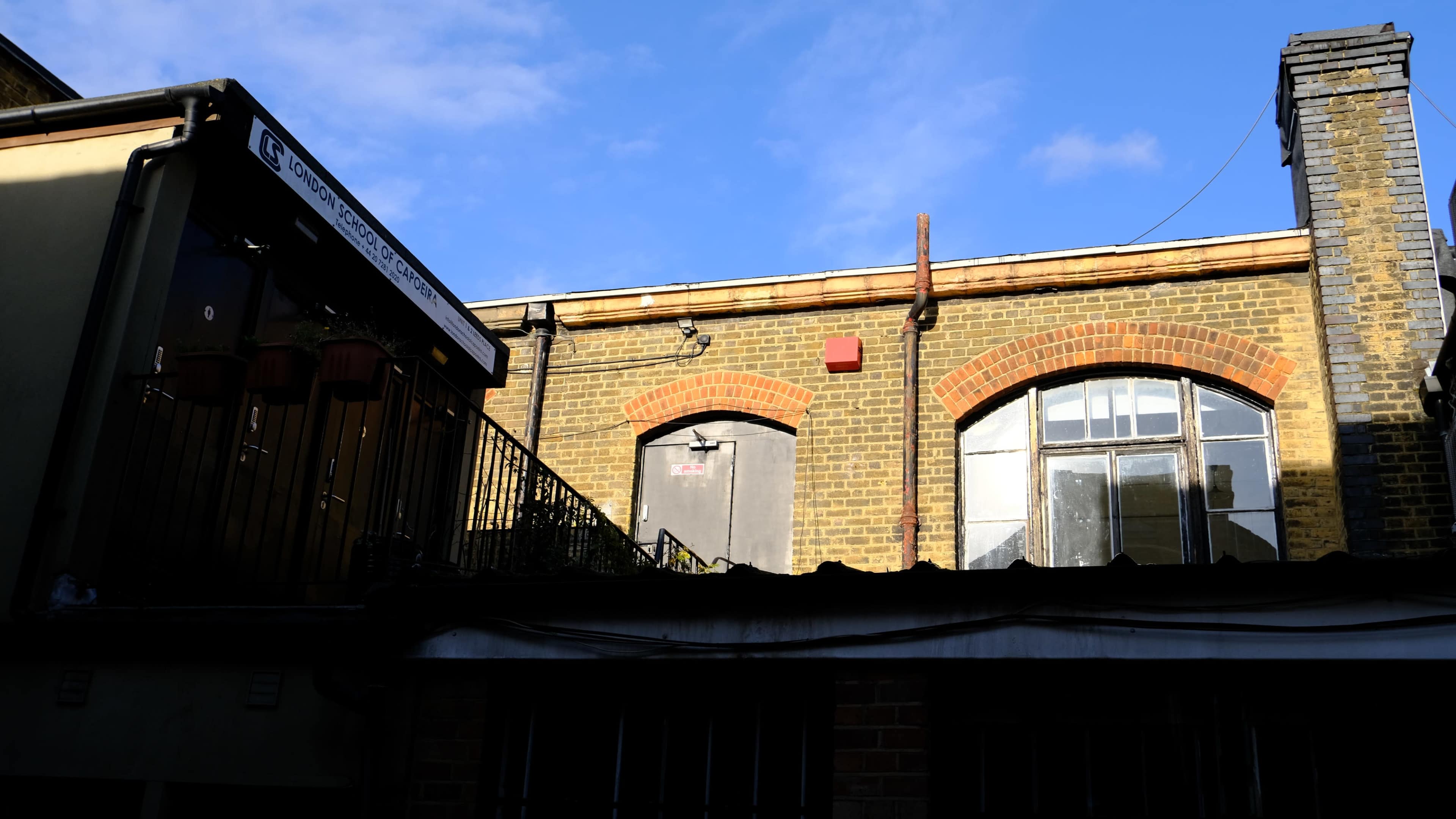 Natural light, open space studio for dance/rehearsals/wellbeing practices/castings. Image in Finsbury Park, London, ENG