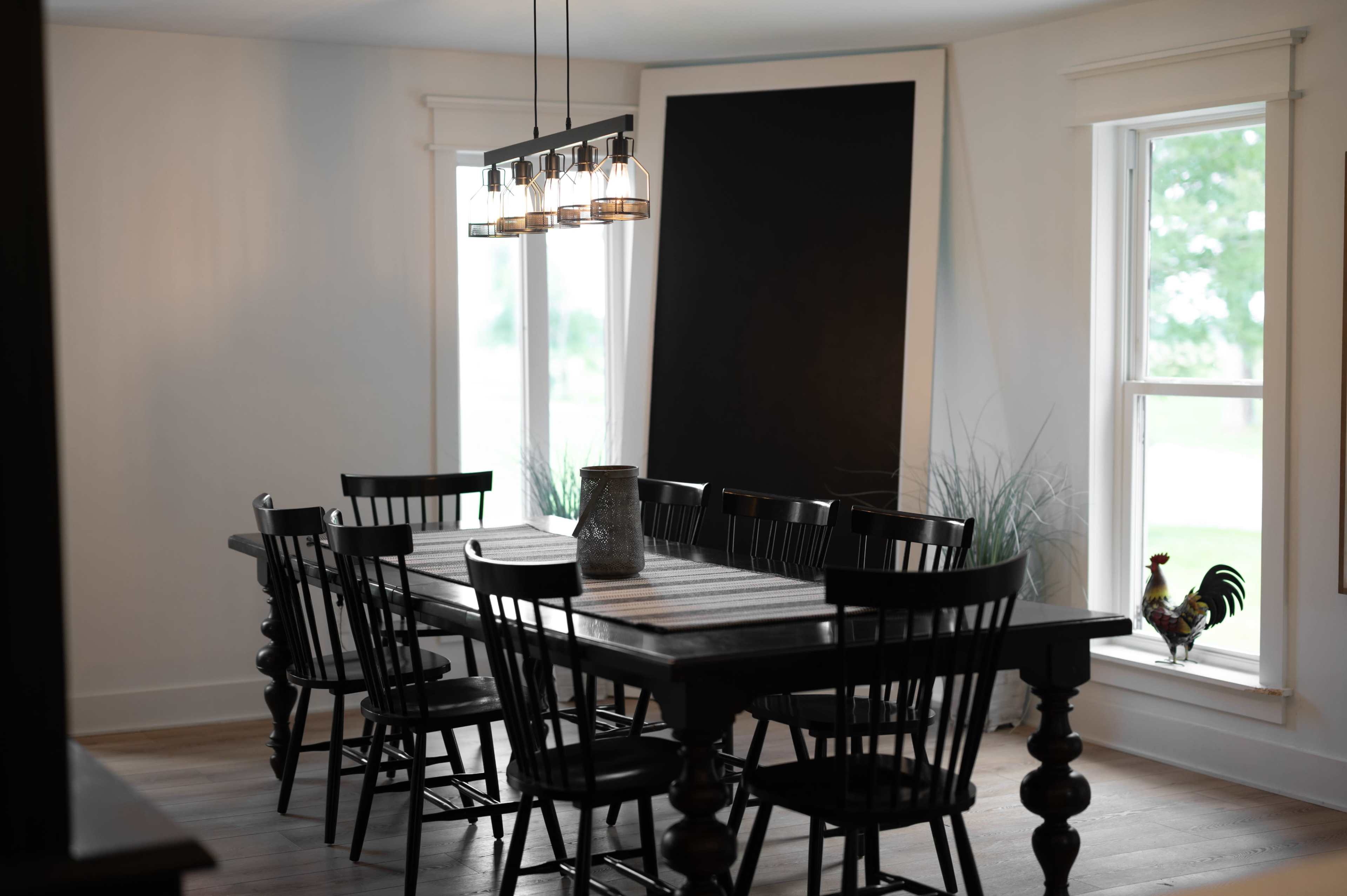 Farmhouse Venue with onsite Studio Image in Pleasant Grove East, Chesapeake, VA