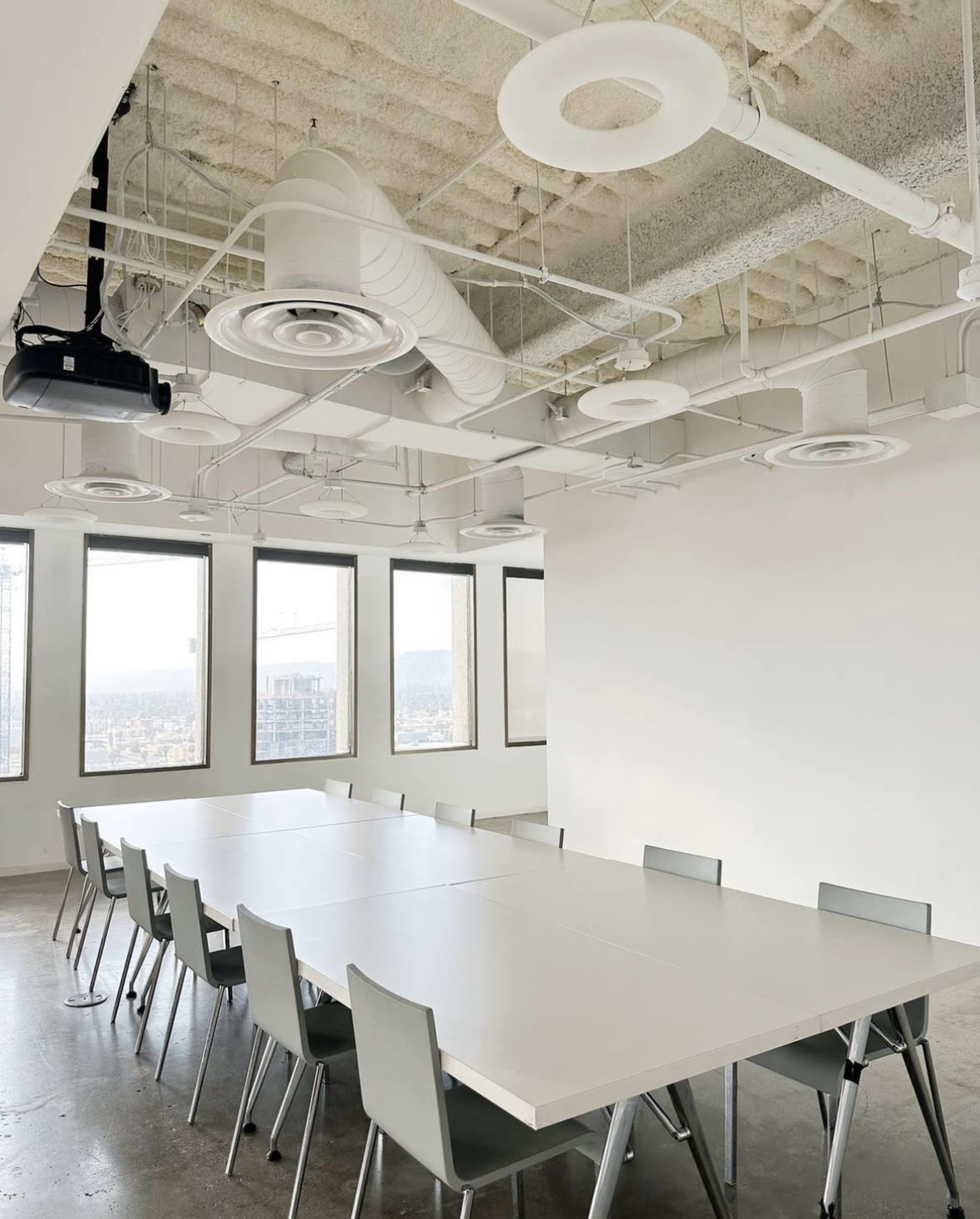 The Wilshire Conference Room Image in Koreatown, Los Angeles, CA