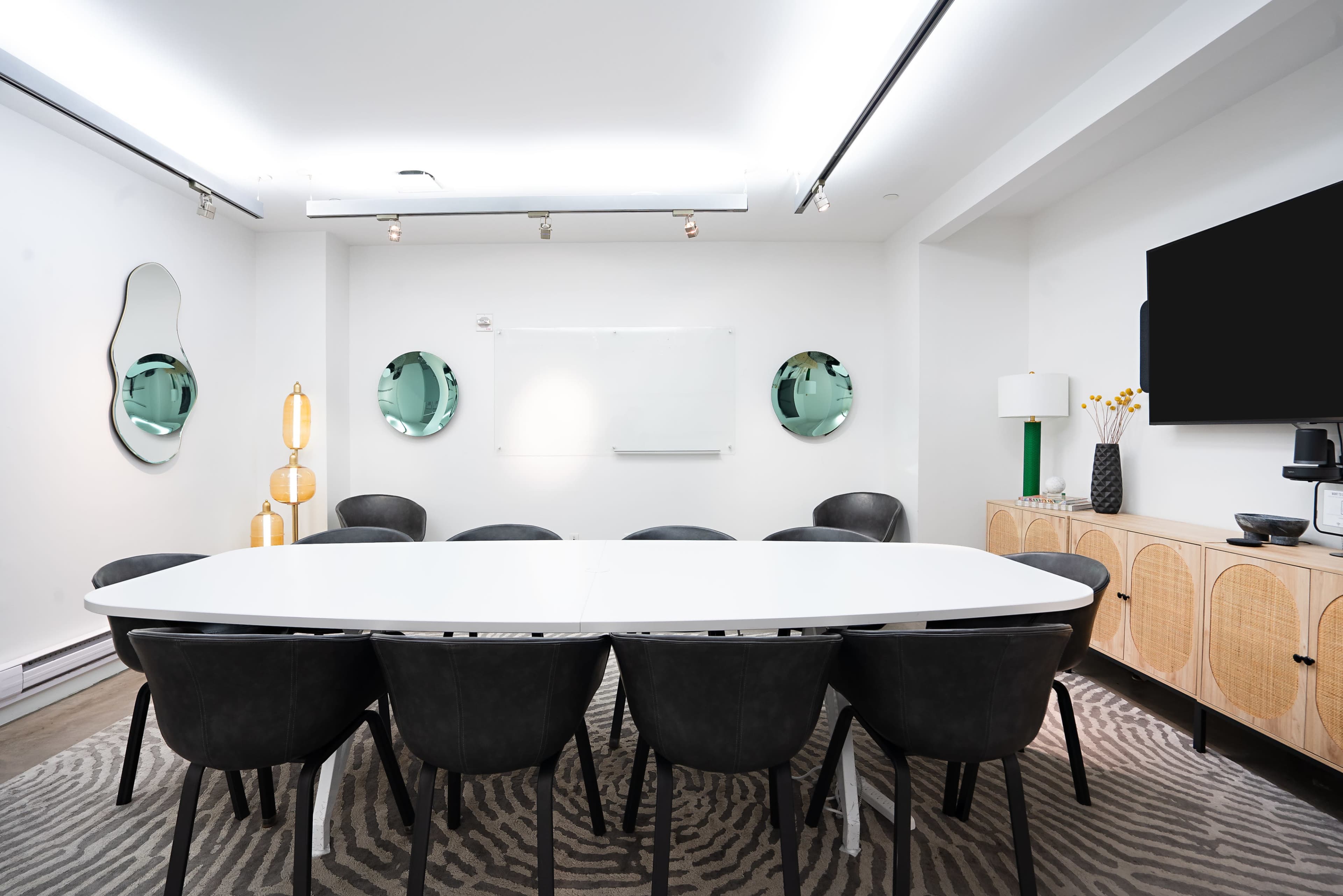 The Circle -  Creative Conference Room with TV & Whiteboard Wall Image in Midtown Manhattan, New York, NY