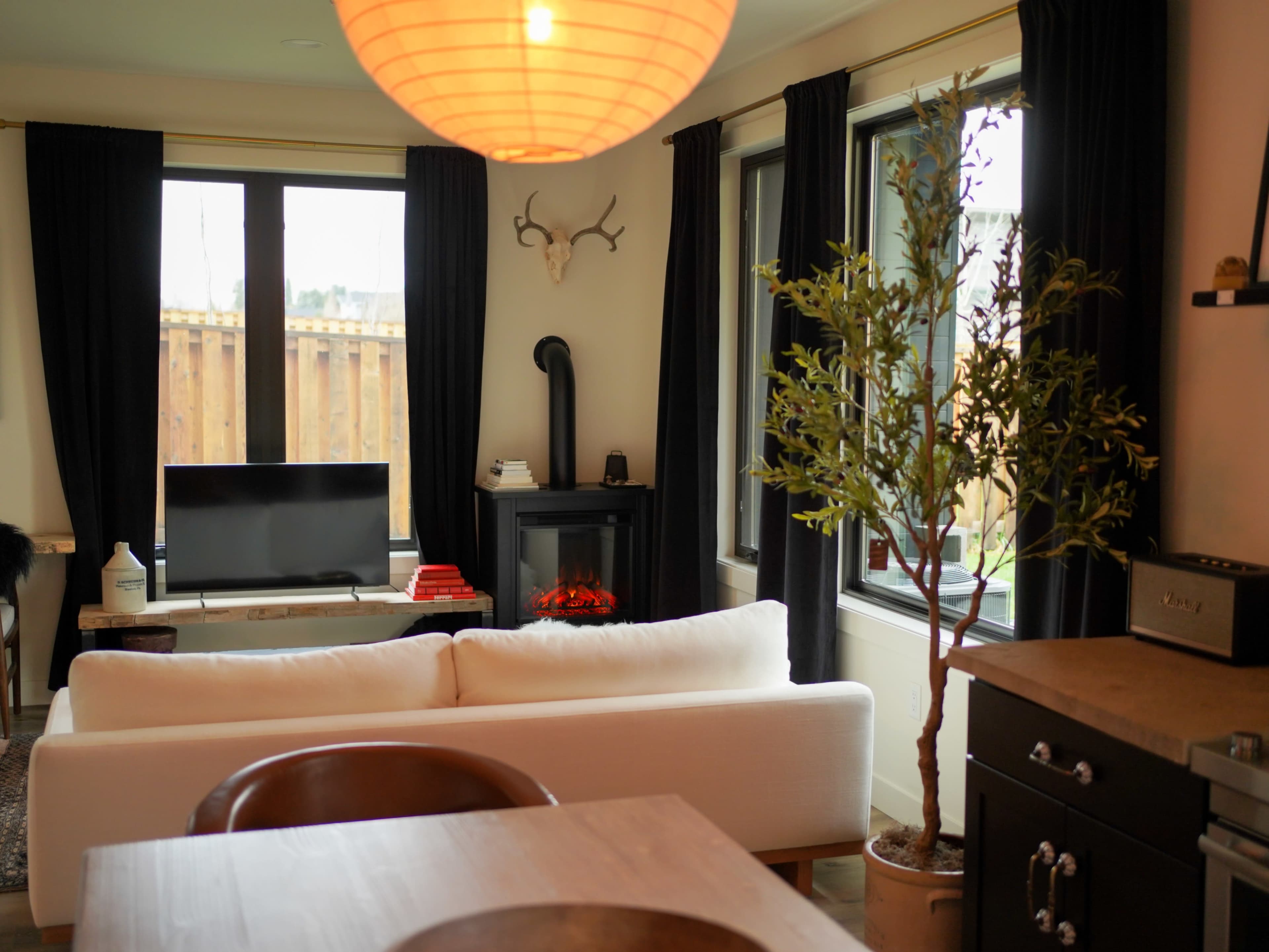 Yakisugi Guesthouse Image in Bozeman, Bozeman, MT