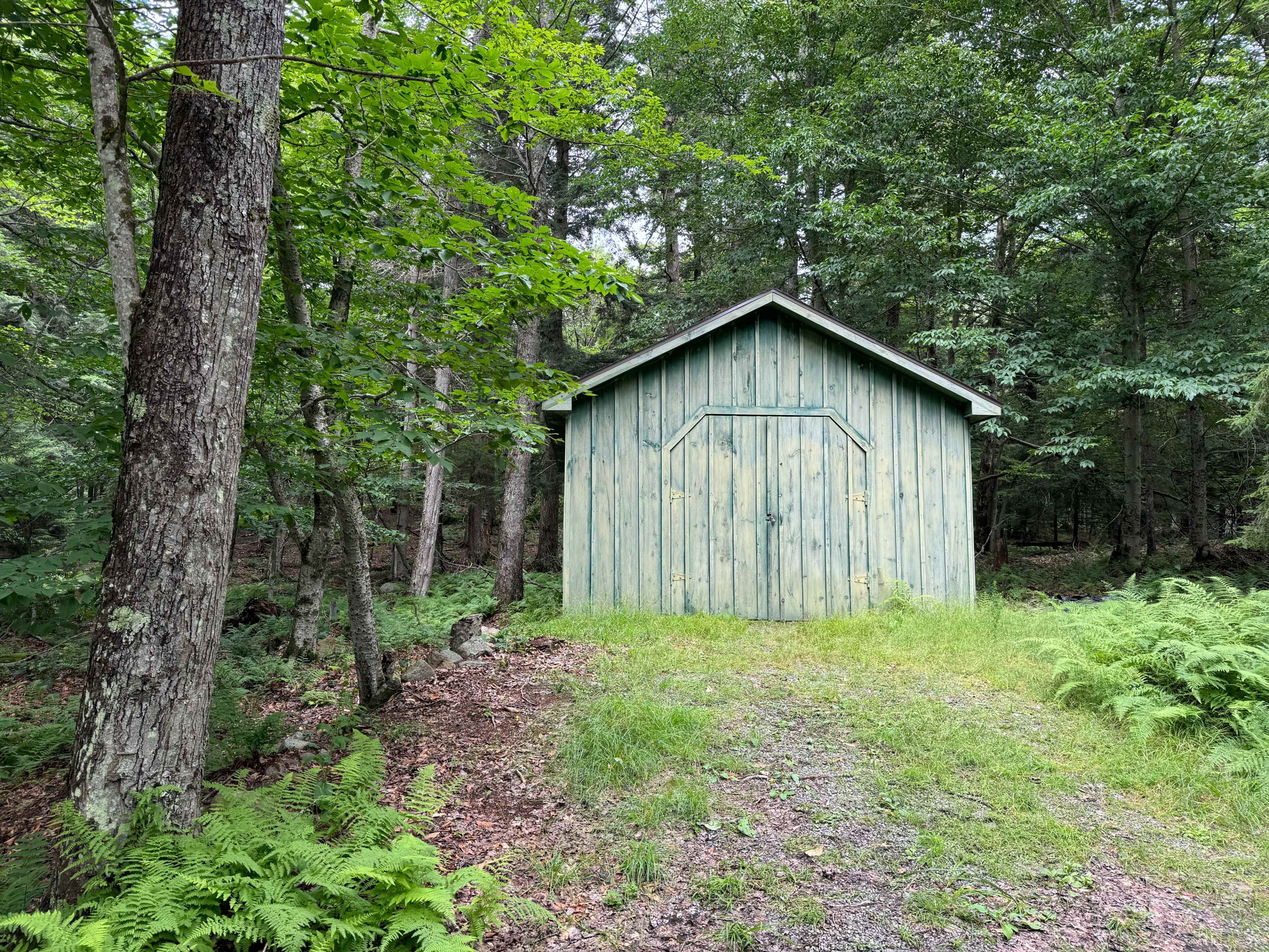Adirondack Mountains House with Patio, Gazebo, Lake View and Tennis Court Image in Long Lake, Long Lake, NY