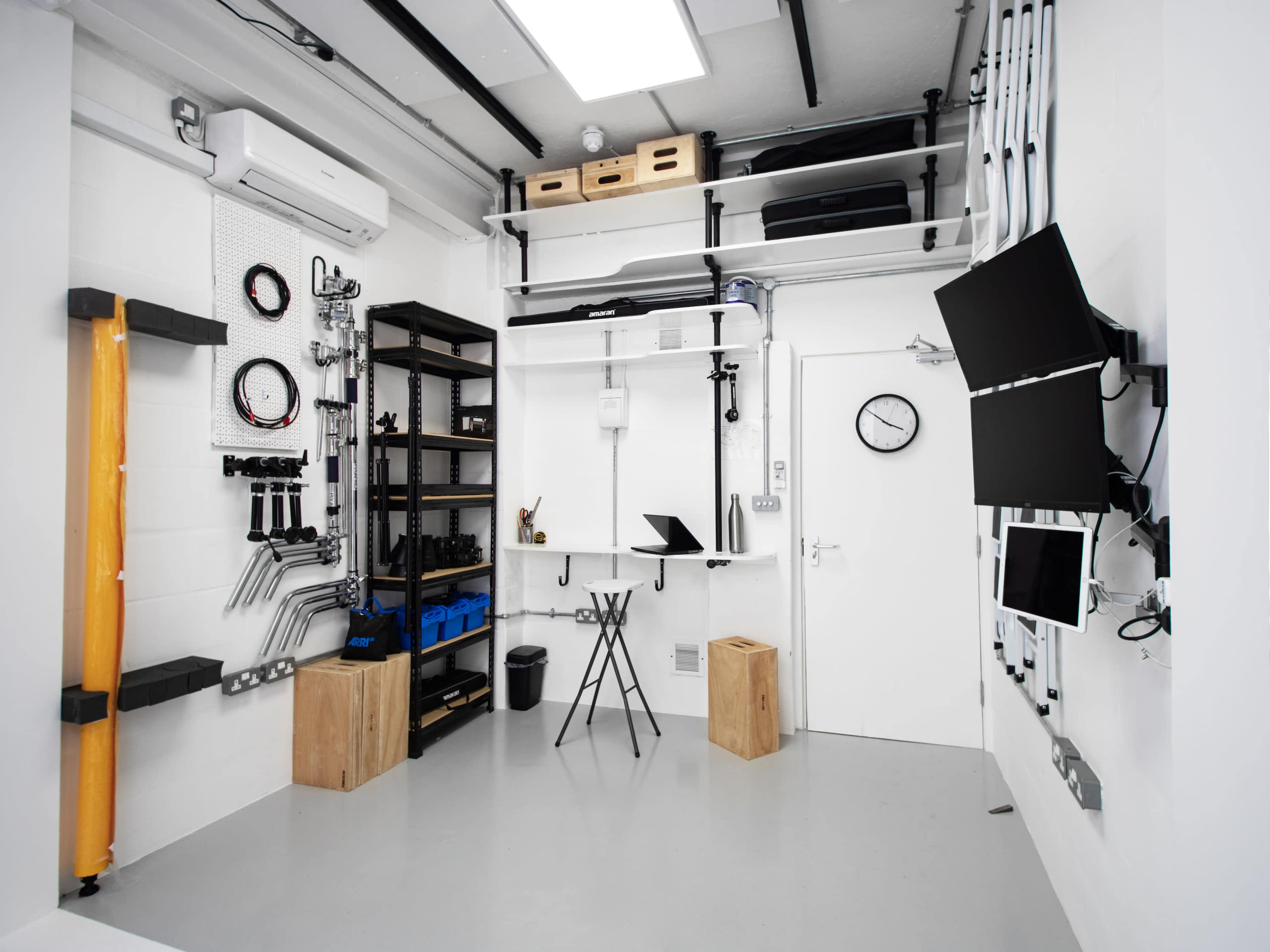Photo Video Studio | Infinity Cove Image in St Philip's Marsh, Bristol, ENG