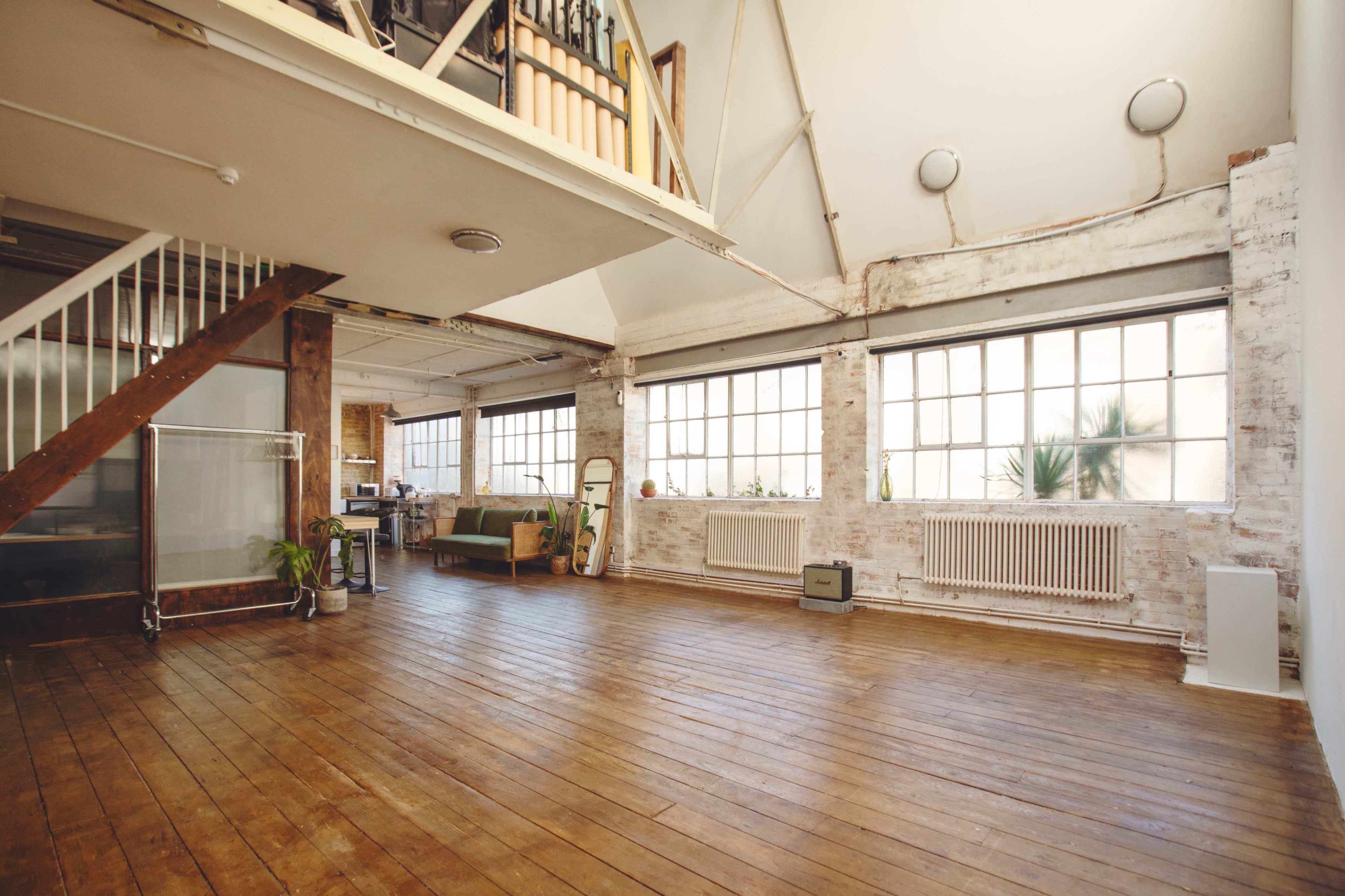 Warehouse Wooden Floor Daylight Photo Studio in East London for Video and Photo Productions Image in Dalston, london, ENG