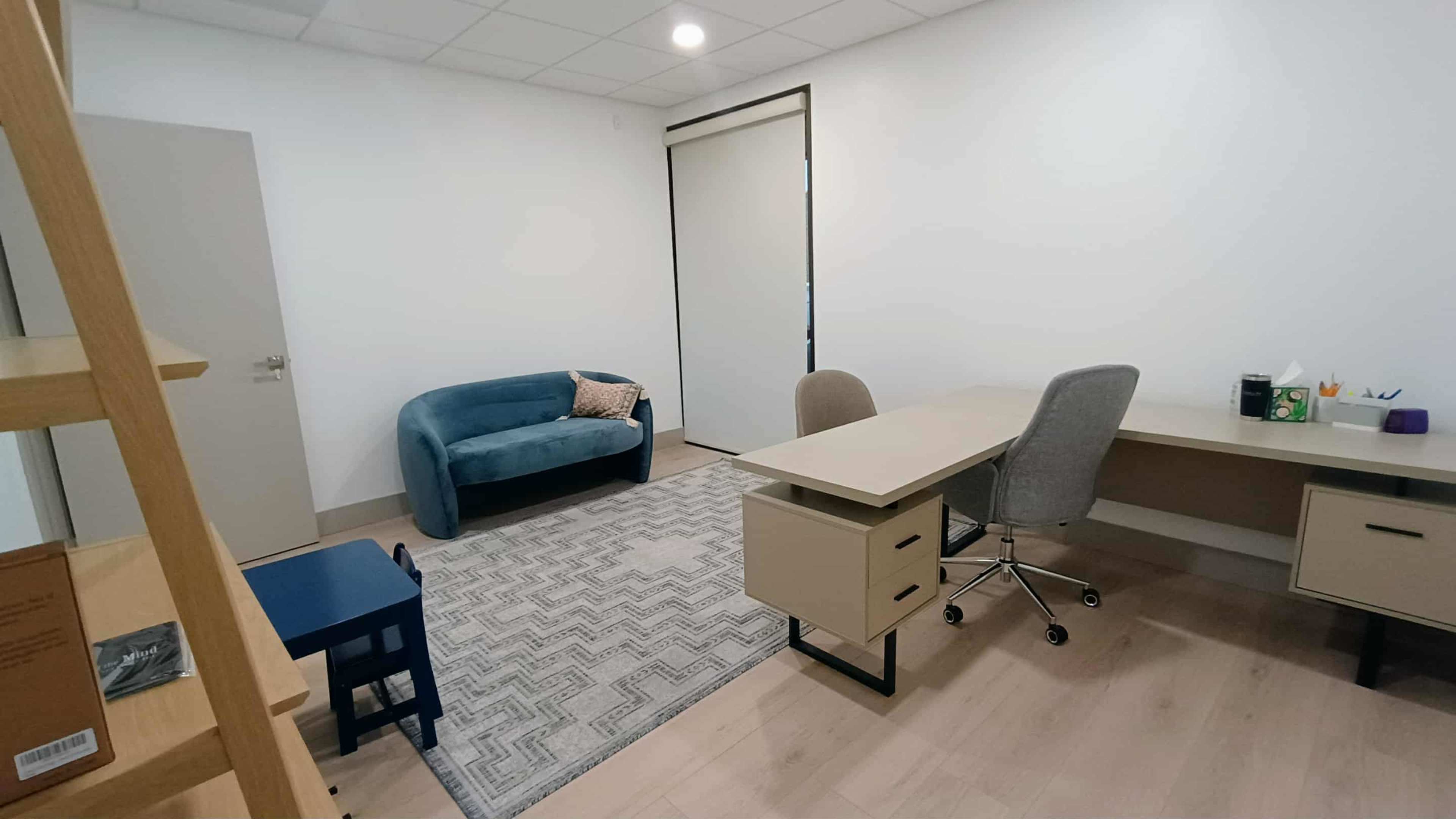 Urban, close to Arden Fair Mall Image in Arden-Arcade, Sacramento, CA