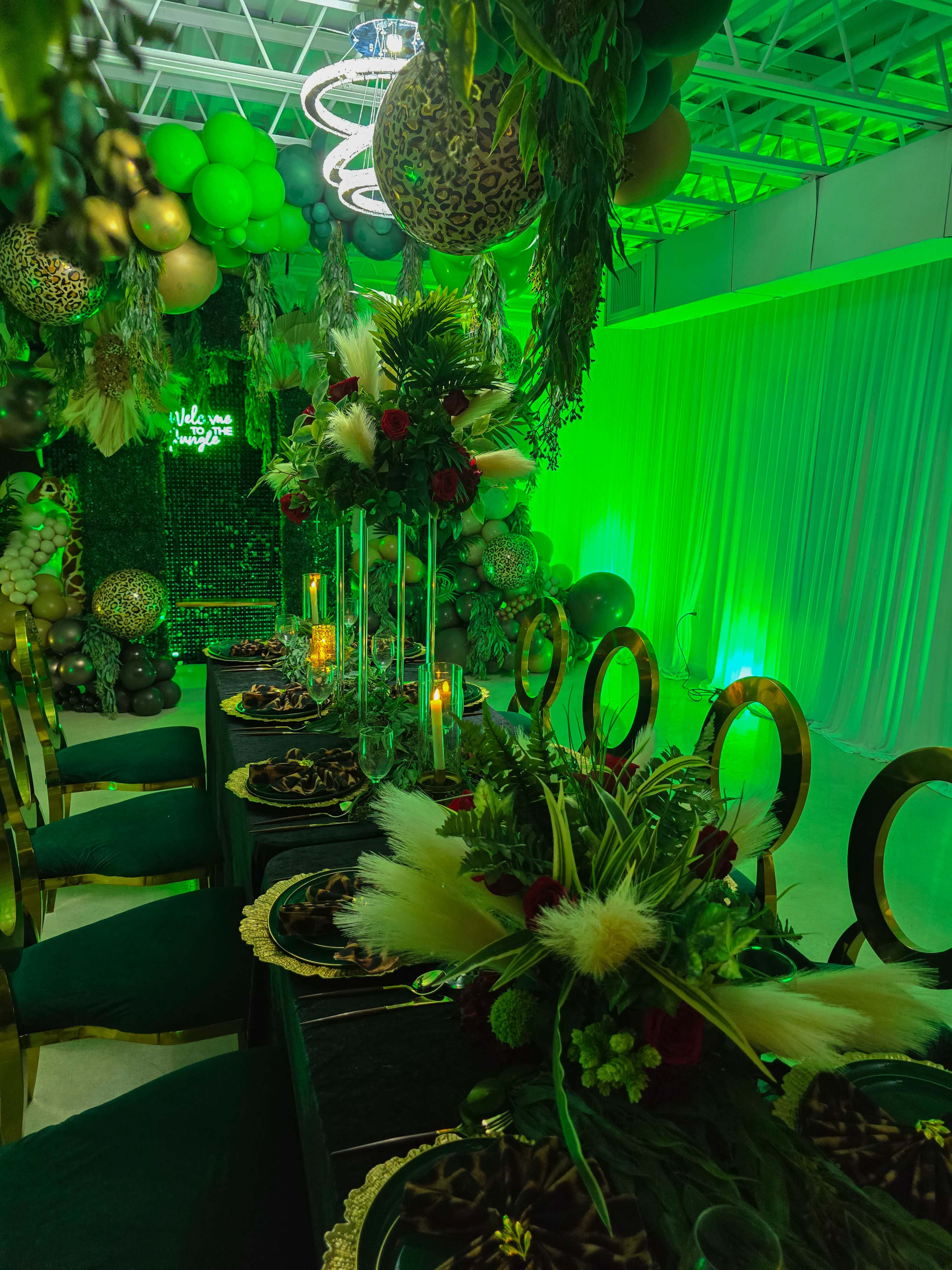 Chic and Centrally Located Open Layout Event Venue with Natural Lighting Image in Dunwoody Village, Dunwoody, GA