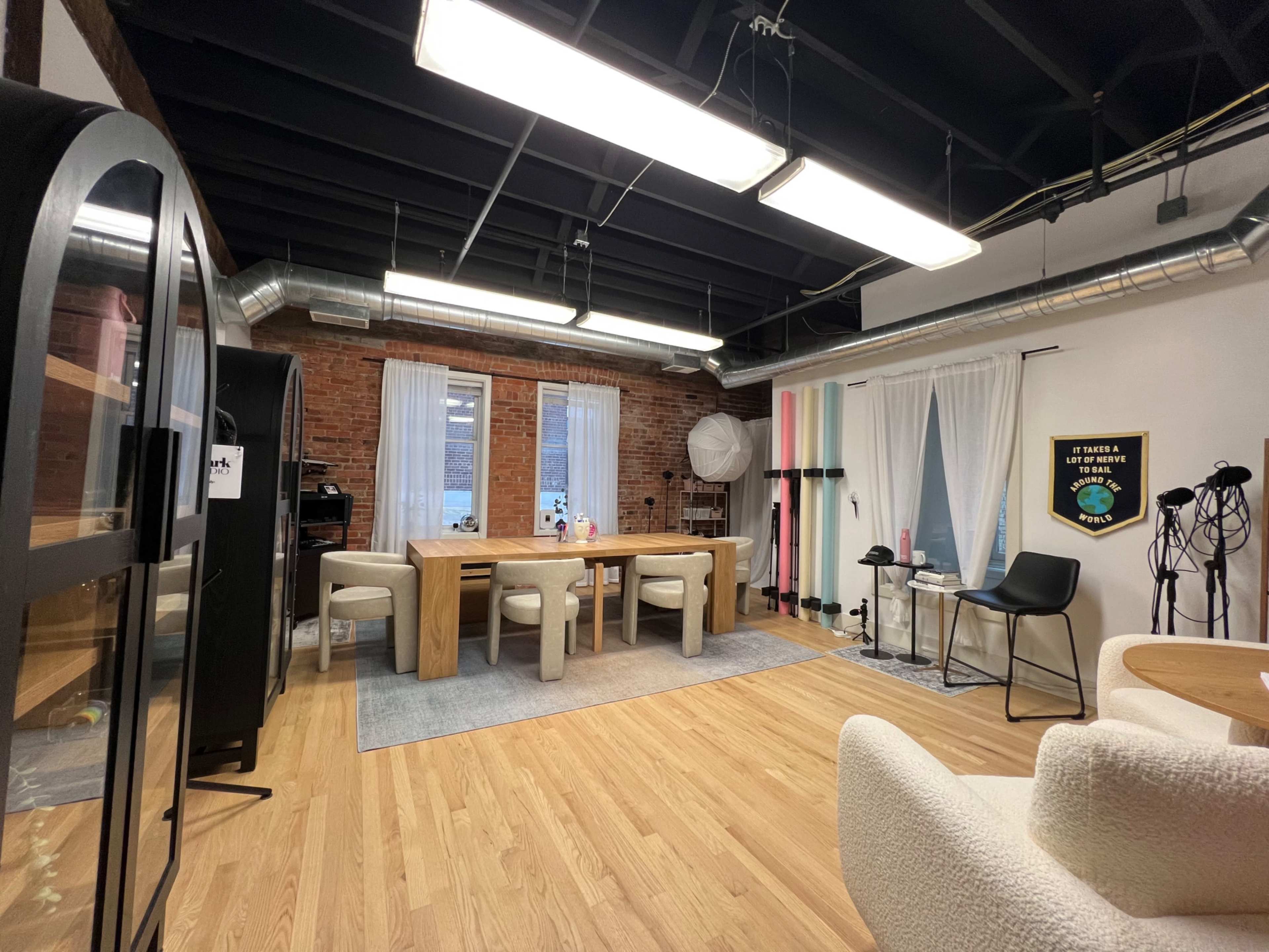 Aesthetic Content Studio for Podcasts, Meetings, Photoshoots Image in Ann Arbor, Ann Arbor, MI