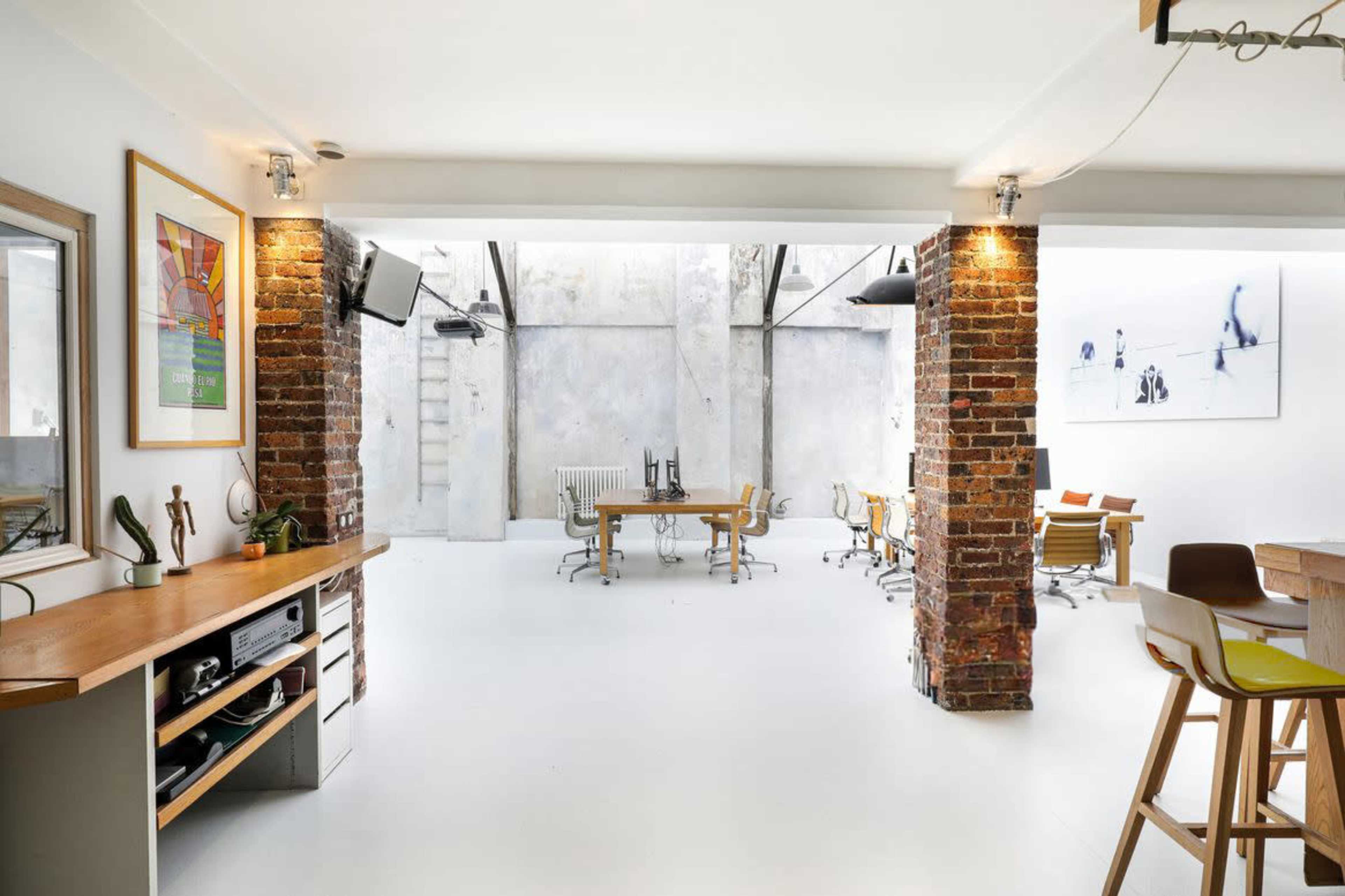 Loft exceptionnel dans passage privé 💎 Image dans Folie-Méricourt, Paris, 