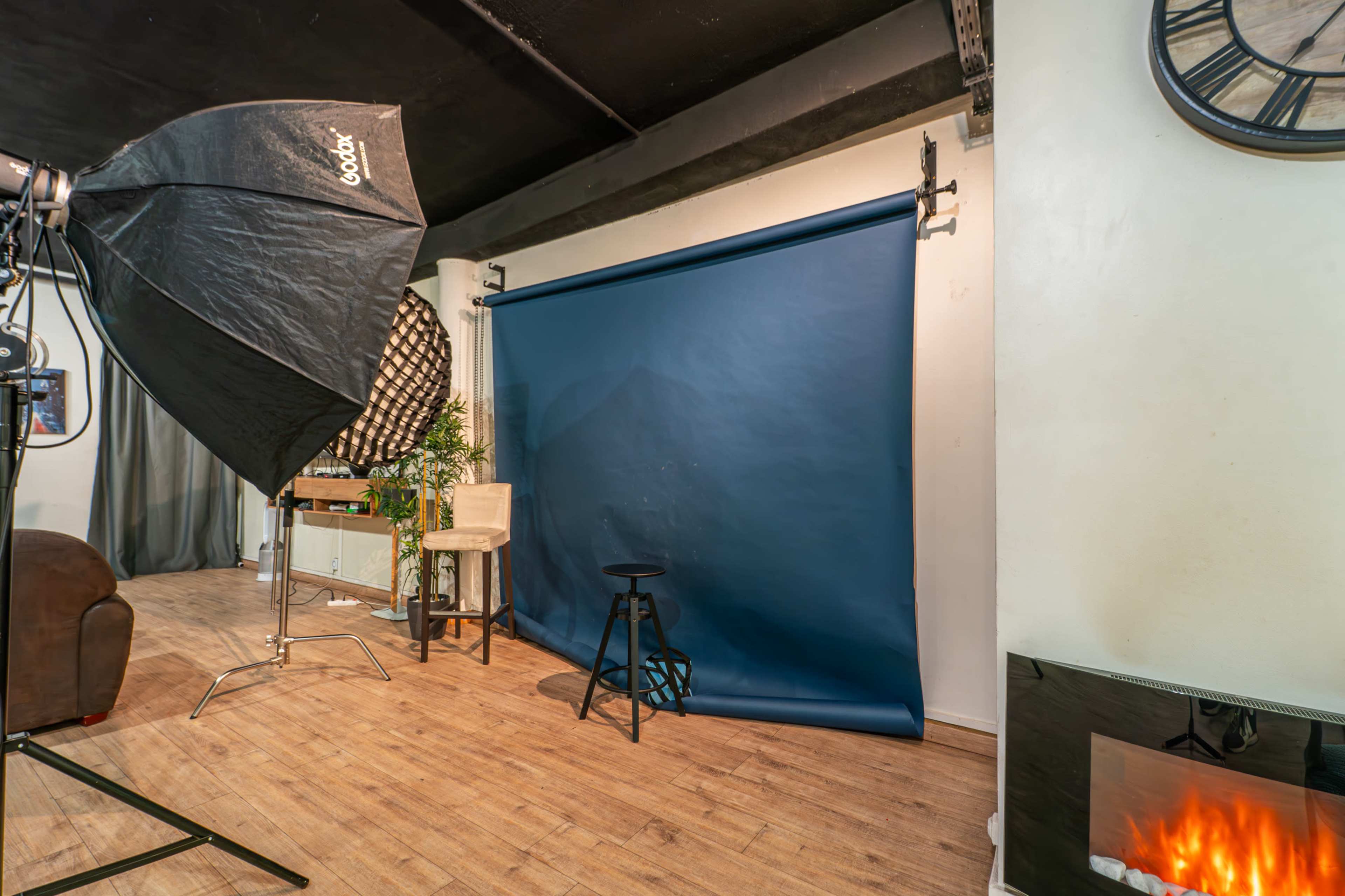 Studio tout équipé pour tournage & shooting photo au métro 11 Romainville-Carnot Image dans , Romainville, 