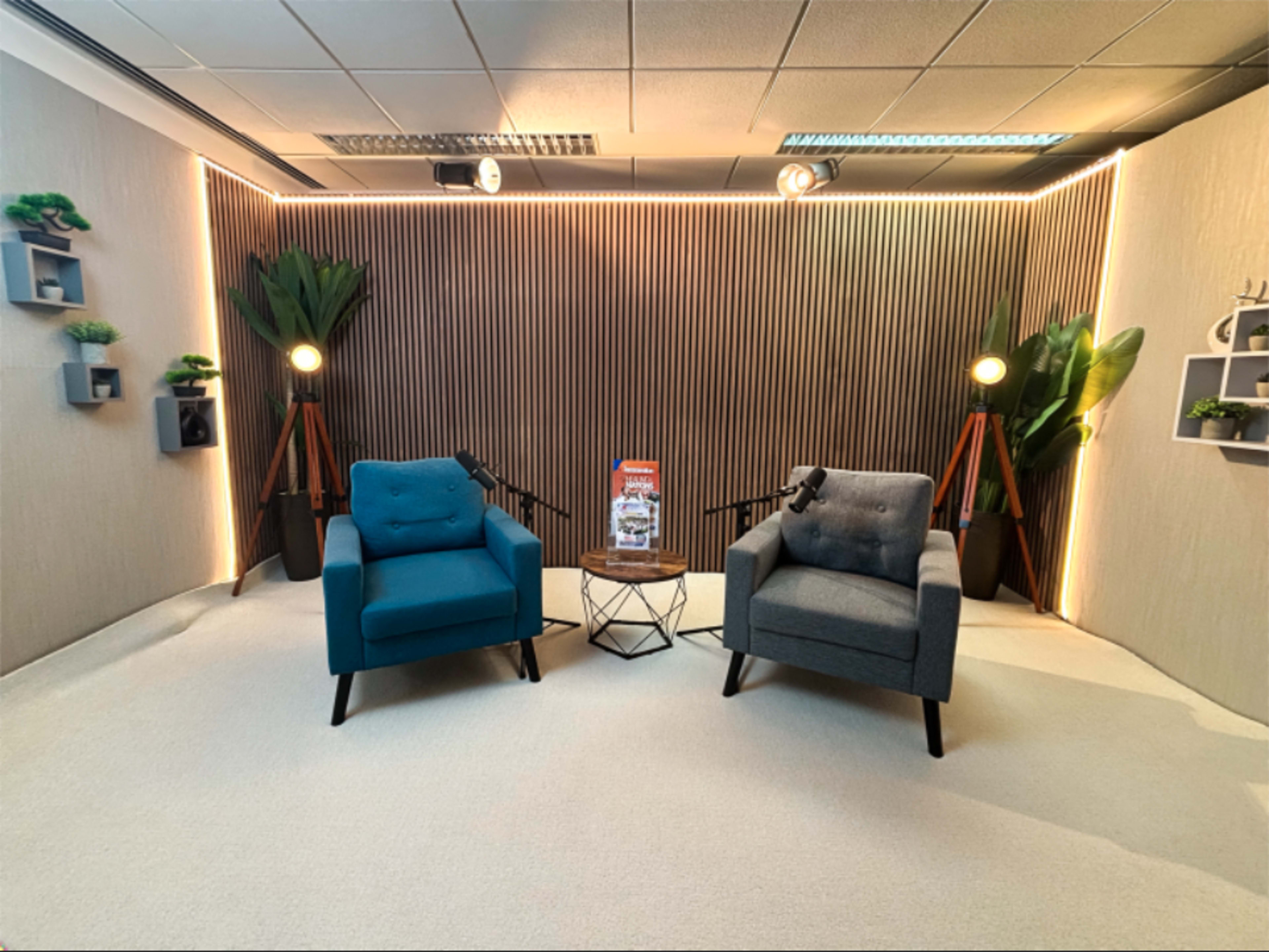 Professional Podcast Studio with Premium Equipment Image in Isle of Dogs, London, ENG